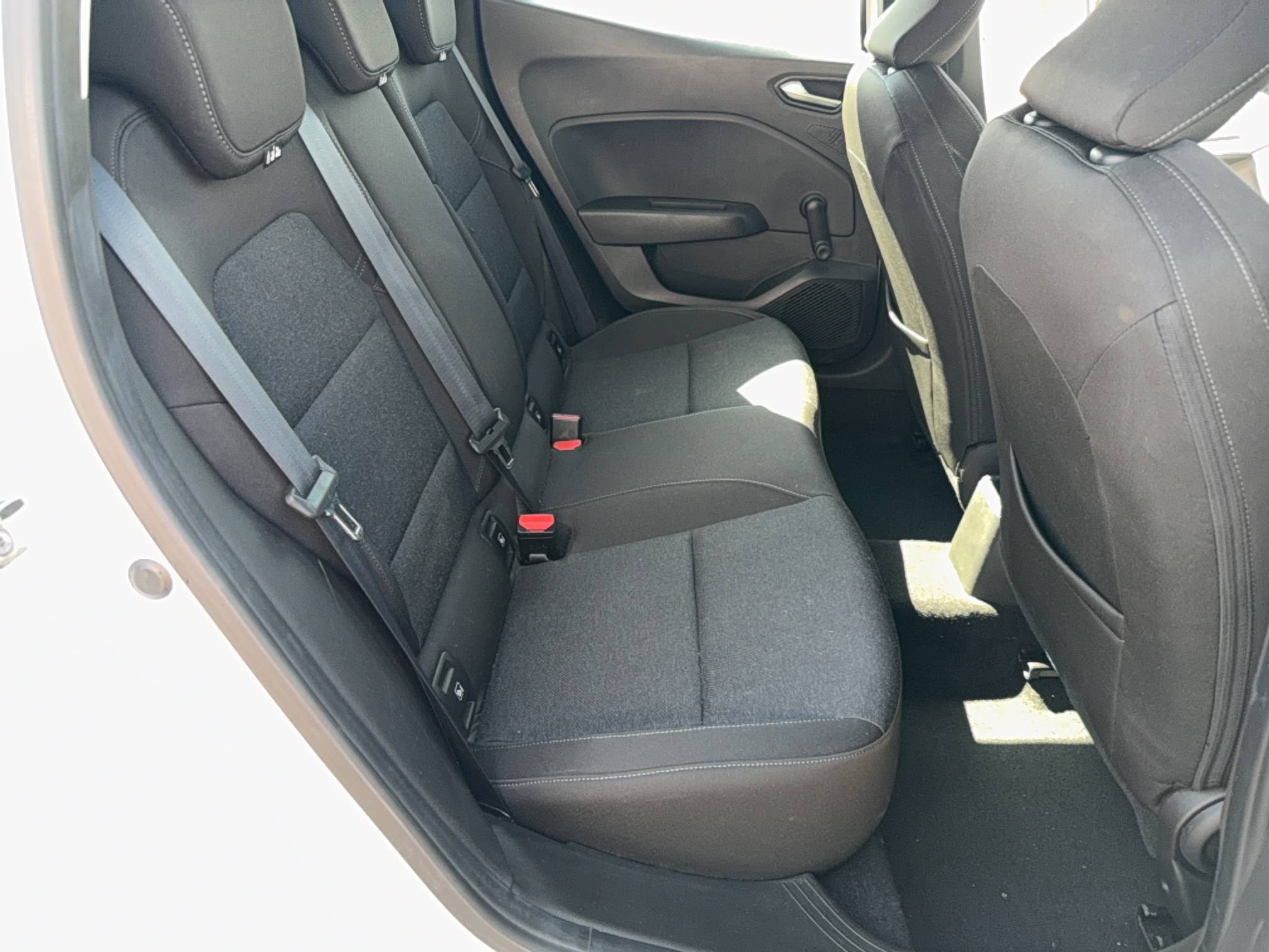 Vente en ligne Renault Clio 5 Clio TCe 90 au prix de 14 290 €