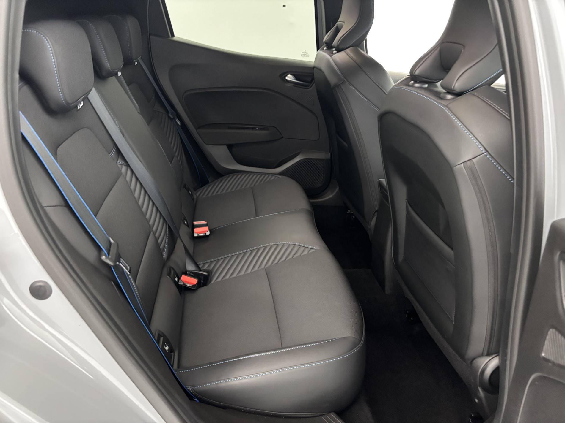 Vente en ligne Renault Clio 5 Clio TCe 90 ch GSR2 au prix de 18 890 €