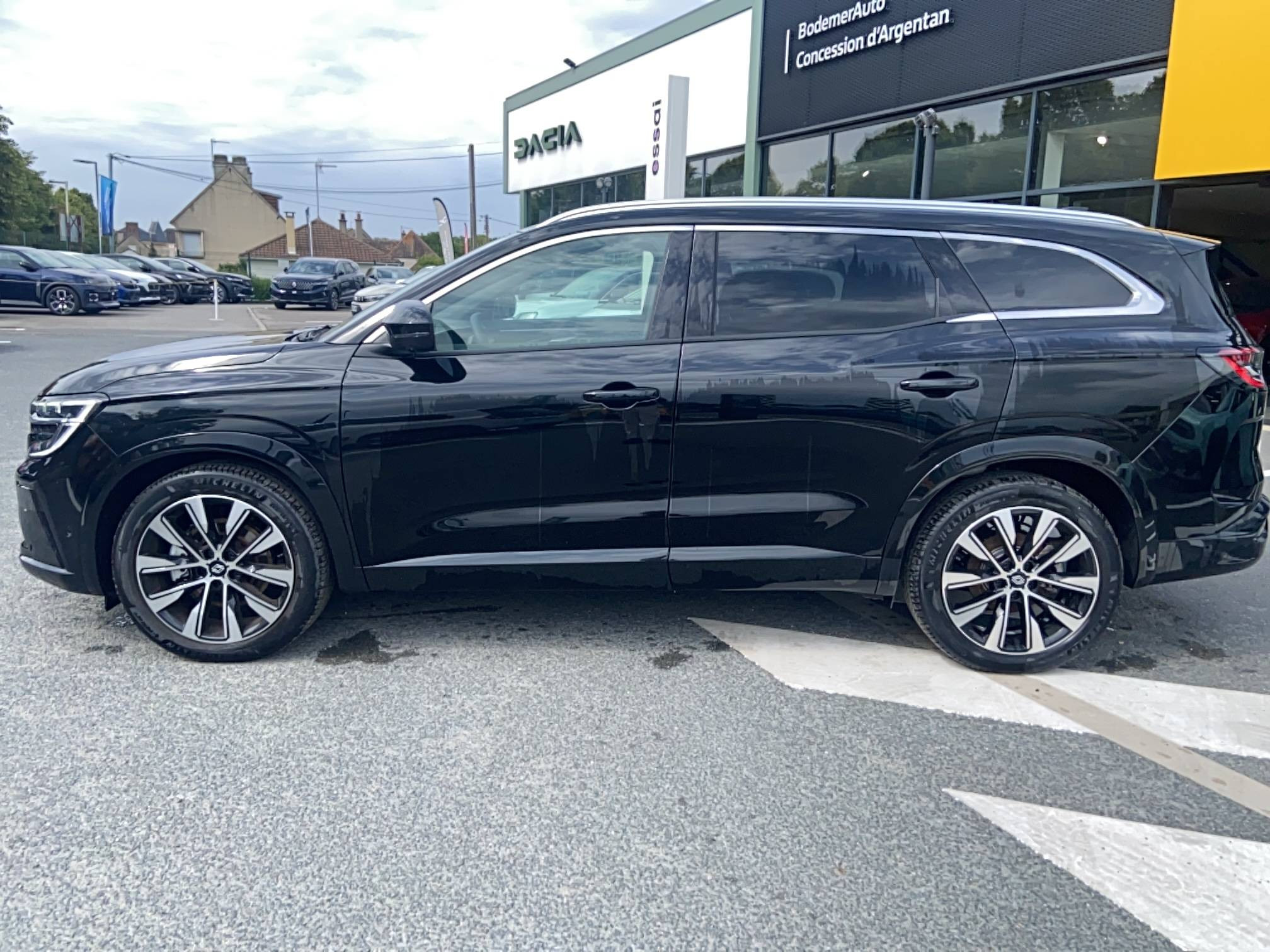 Vente en ligne Renault Espace Espace E-Tech full hybrid 200 GSR2 au prix de 35 490 €