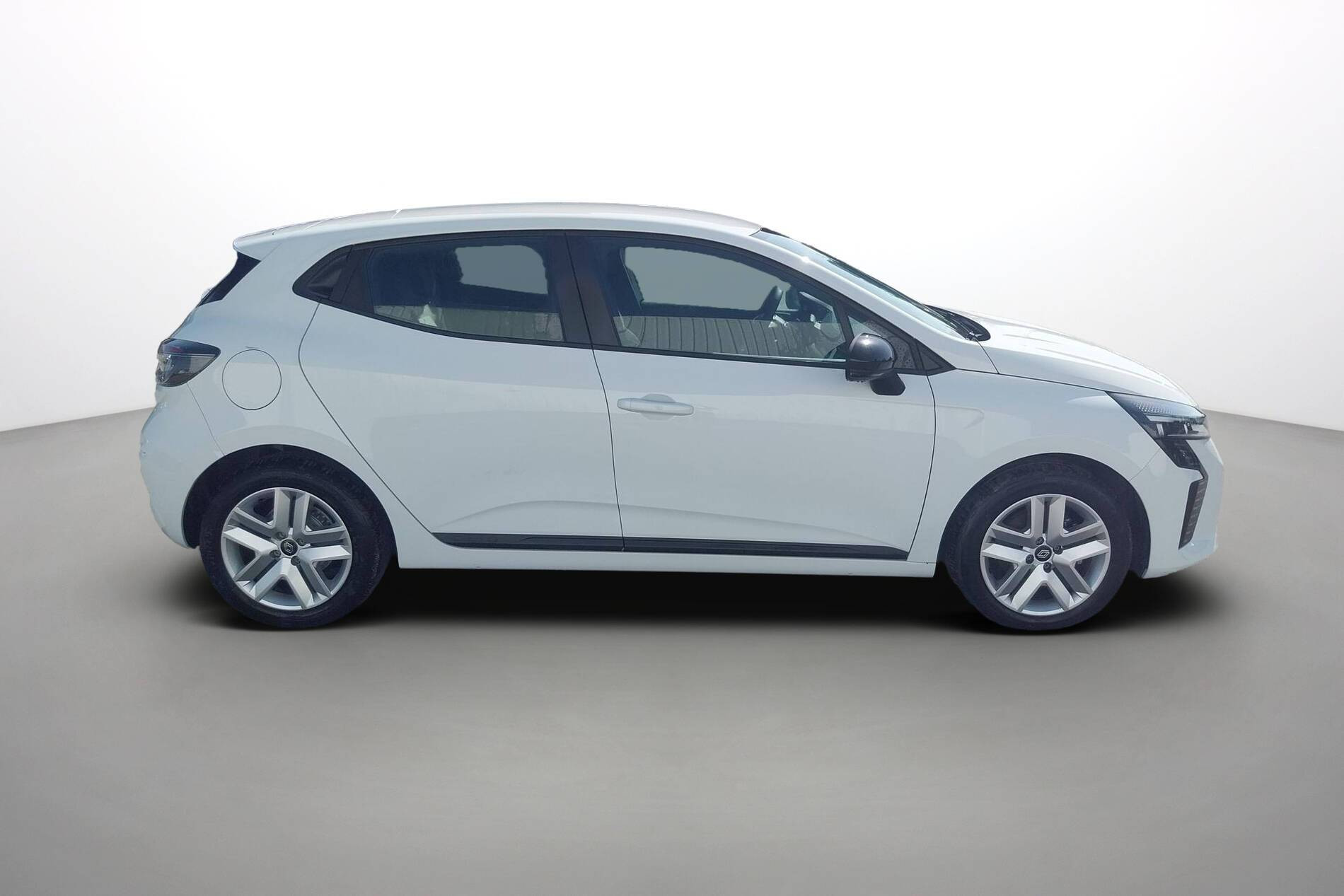 Vente en ligne Renault Clio 5 Clio Blue dCi 100 ch GSR2 au prix de 18 991 €