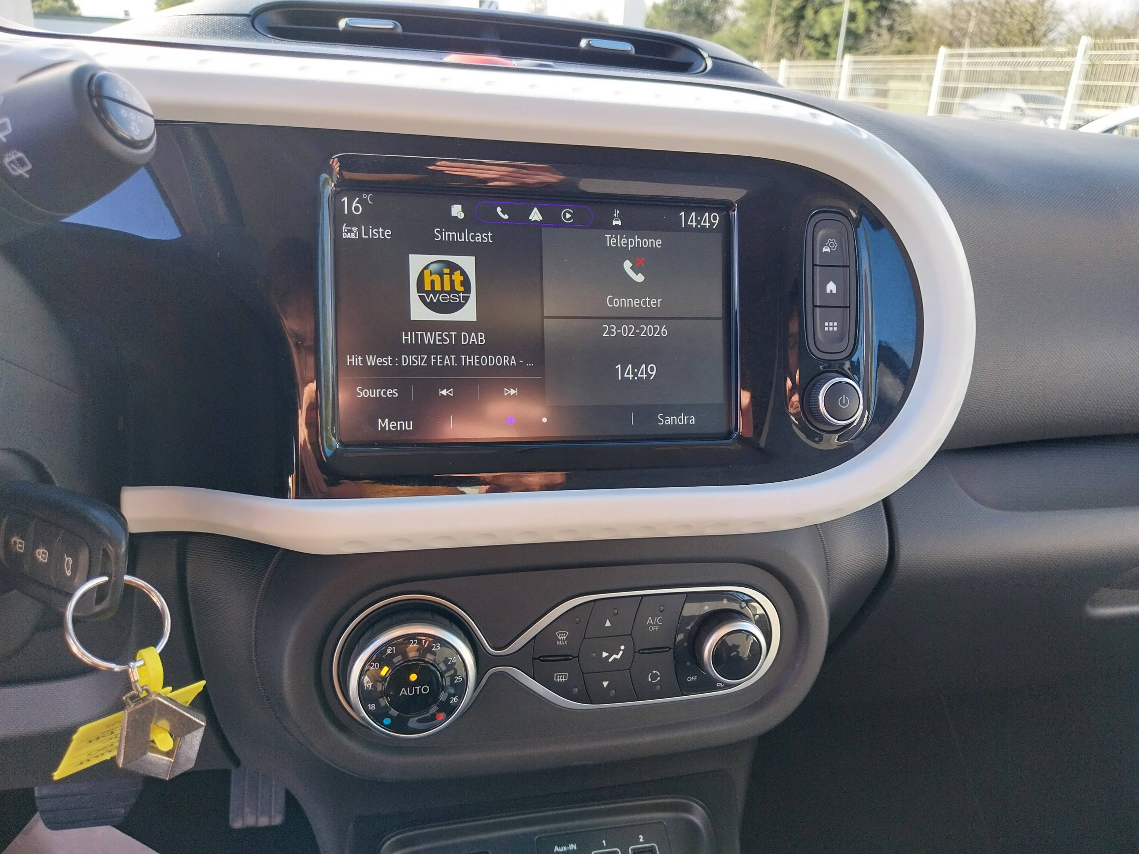 Vente en ligne Renault Twingo Electrique Twingo III E-Tech au prix de 11 490 €