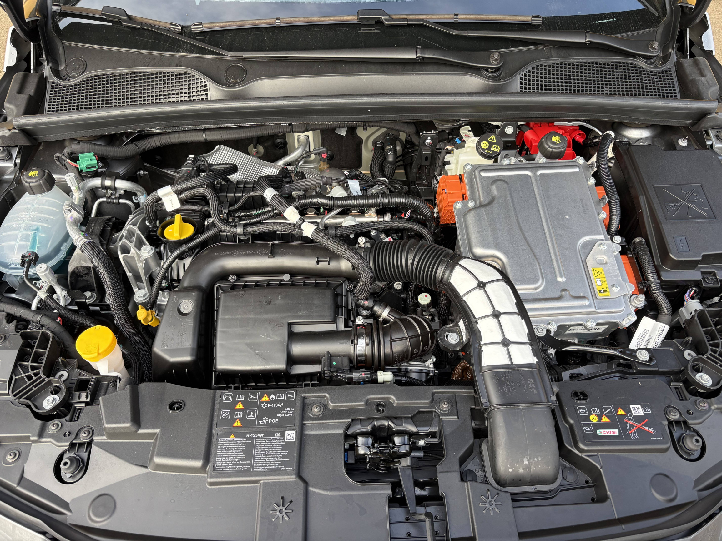 Vente en ligne Renault Clio 6 Clio E-Tech full hybrid 160 ch au prix de 24 490 €