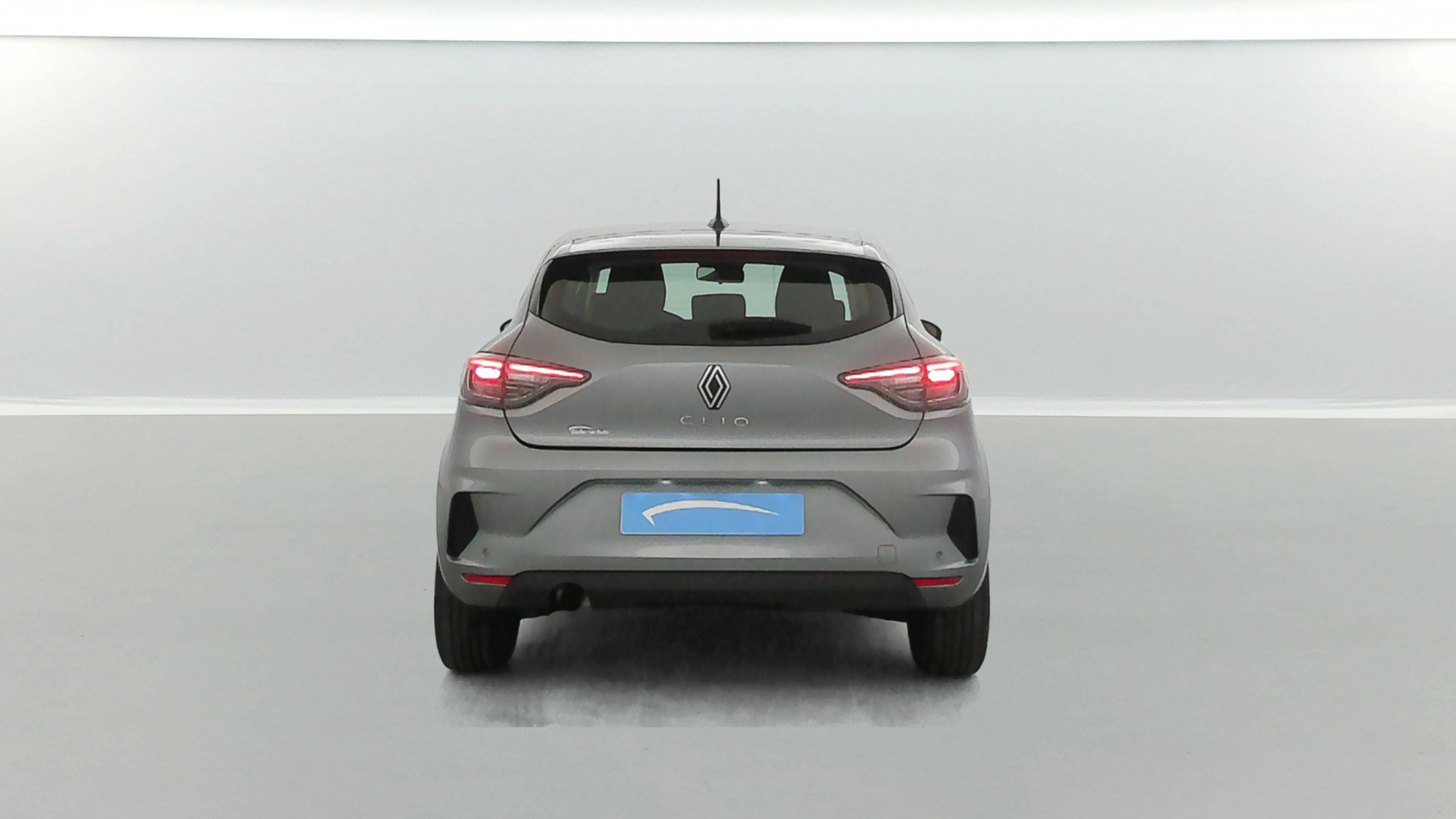 Vente en ligne Renault Clio 5 Clio TCe 90 au prix de 15 400 €