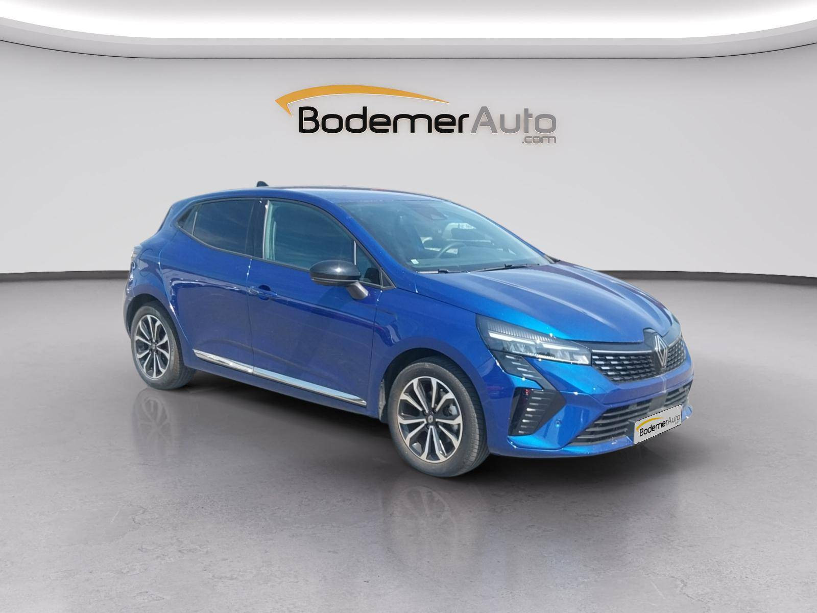 Vente en ligne Renault Clio 5 Clio E-Tech full hybrid 145 au prix de 20 490 €