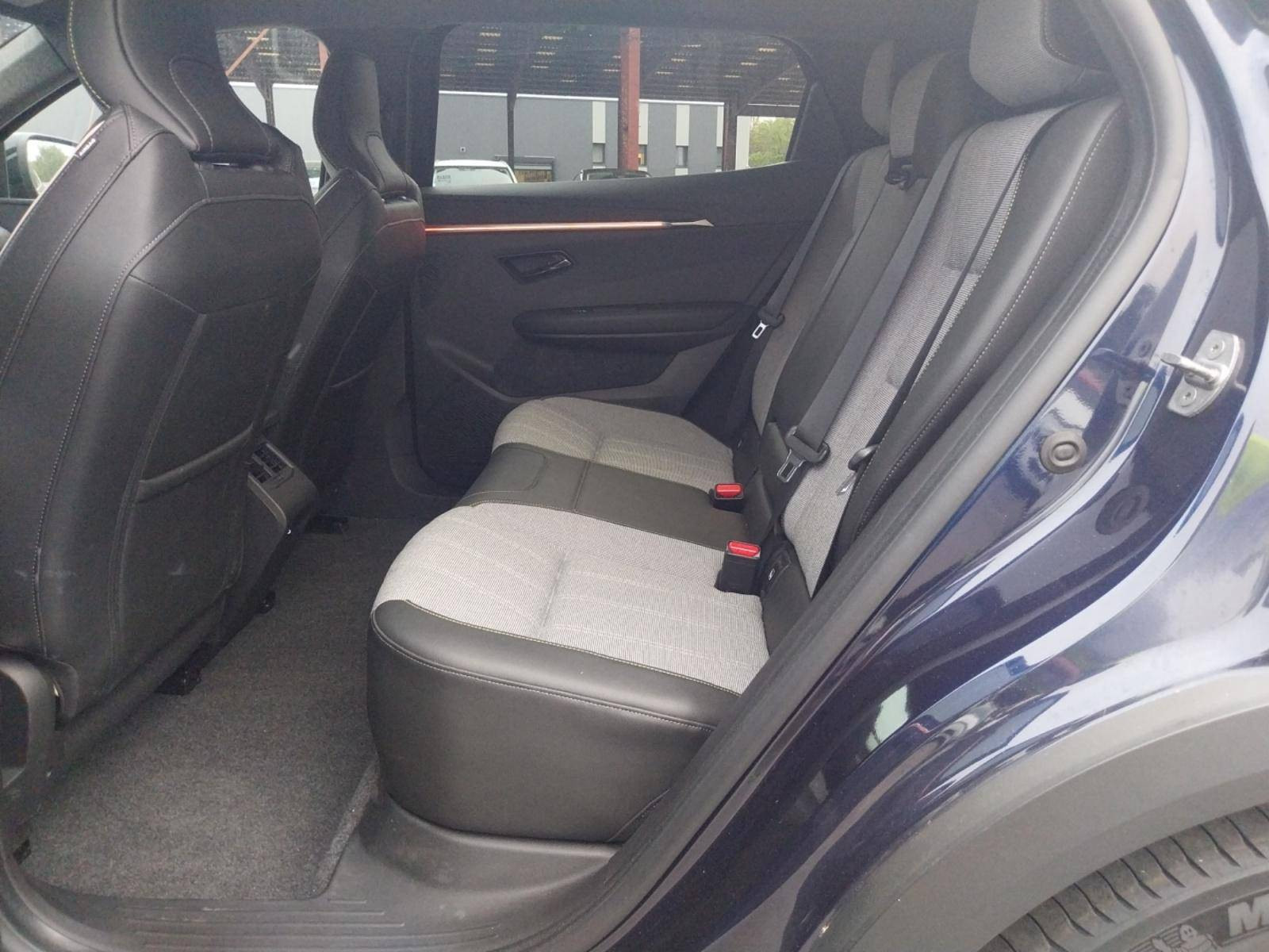 Vente en ligne Renault Scenic E-Tech Scenic E-Tech électrique 220 ch grande autonomie au prix de 36 991 €