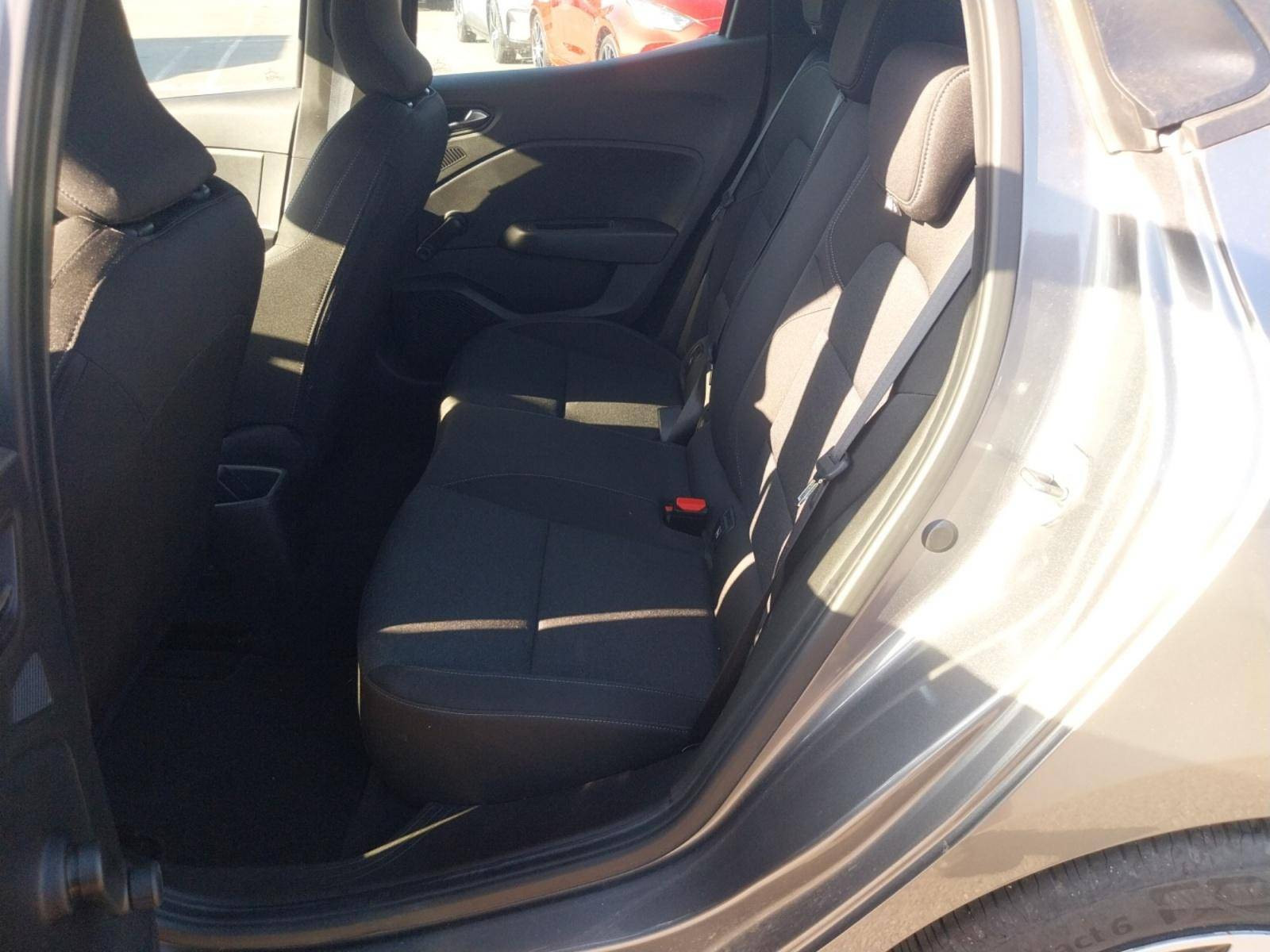 Vente en ligne Renault Clio 5 Clio TCe 90 au prix de 13 490 €