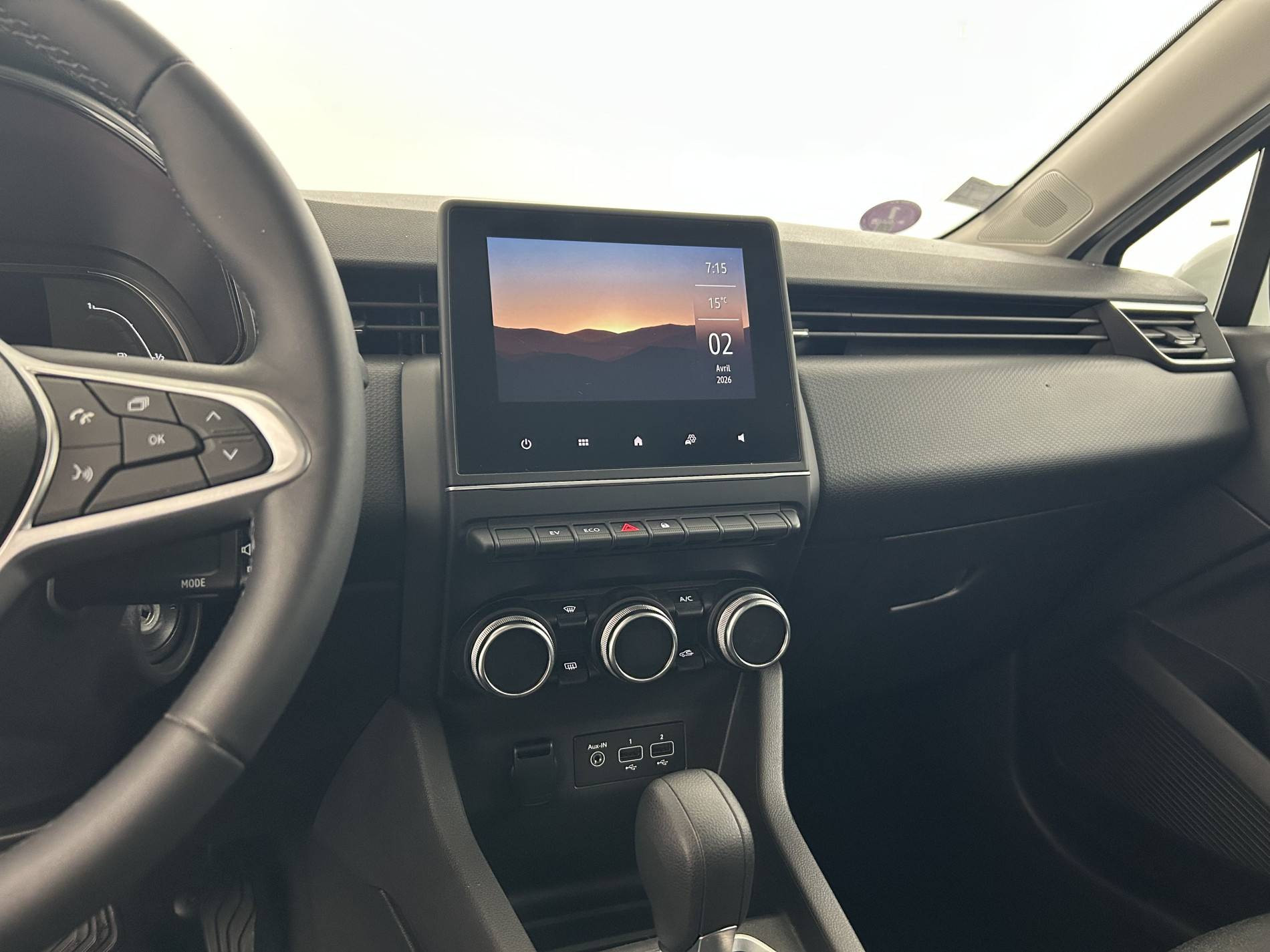 Vente en ligne Renault Clio 5 Clio E-Tech 140 - 21N au prix de 11 990 €