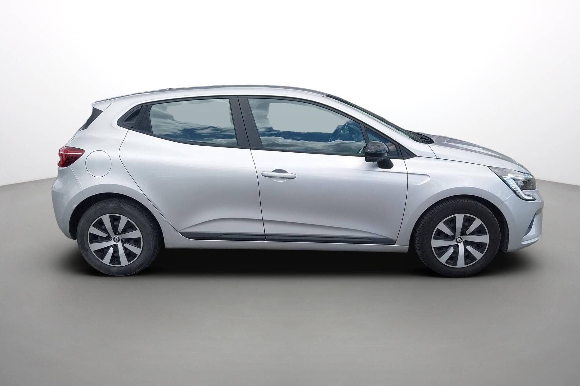 Vente en ligne Renault Clio 5 Clio TCe 90 au prix de 13 490 €