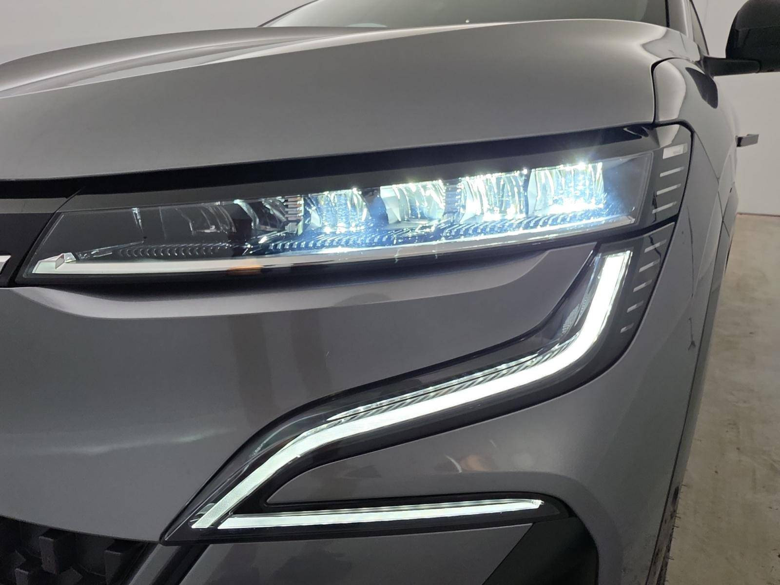 Vente en ligne Renault Megane E-Tech  EV60 220 ch super charge au prix de 25 990 €