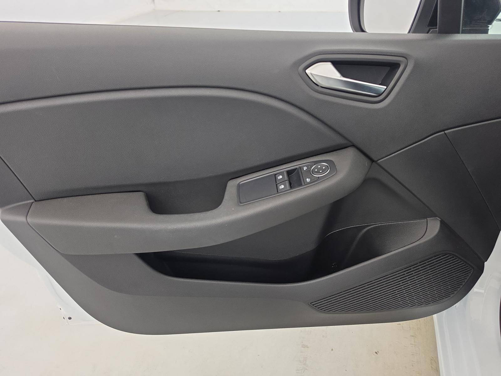 Vente en ligne Renault Clio 5 Clio TCe 90 au prix de 13 790 €