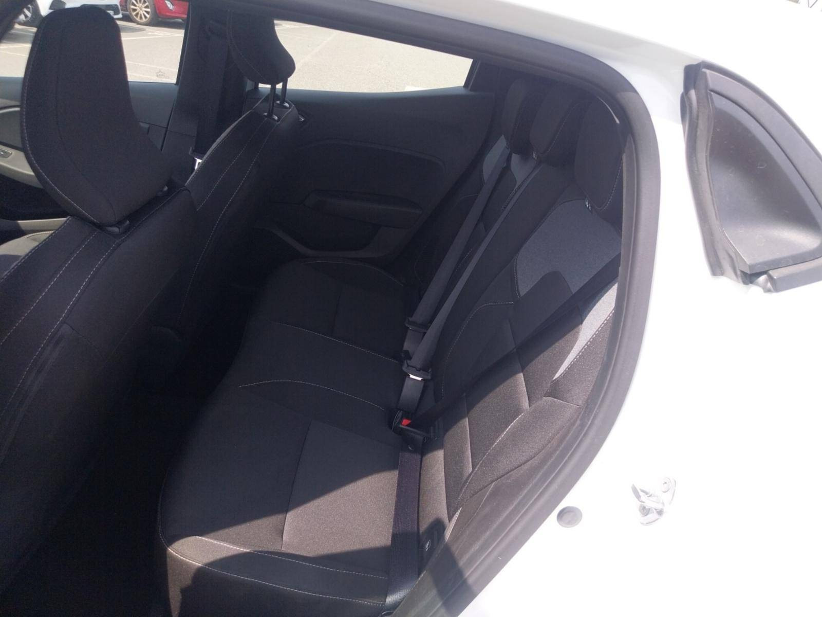 Vente en ligne Renault Clio 5 Clio E-Tech full hybrid 145 ch GSR2 au prix de 19 990 €