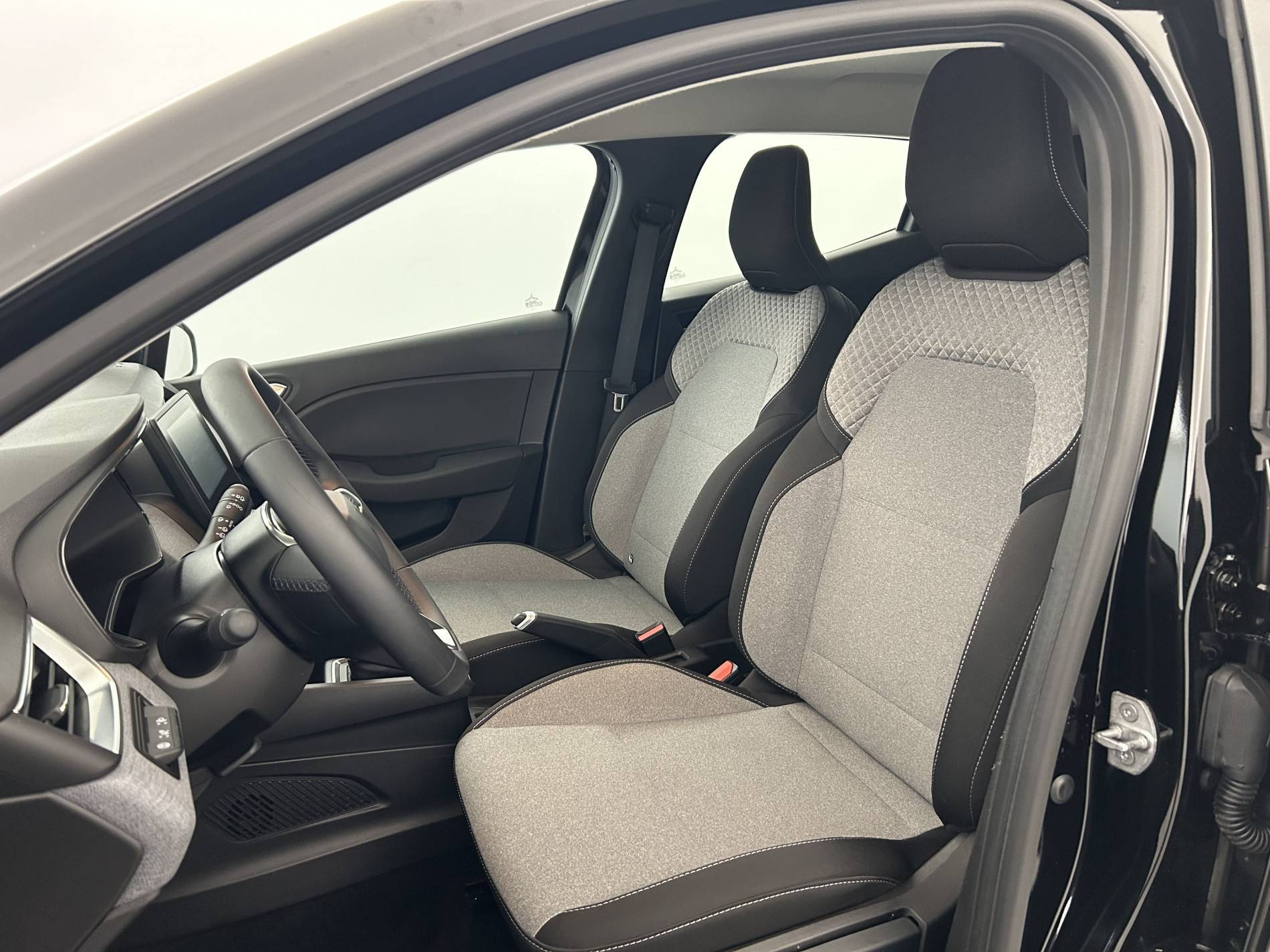 Vente en ligne Renault Clio 5 Clio E-Tech full hybrid 145 ch GSR2 au prix de 19 990 €