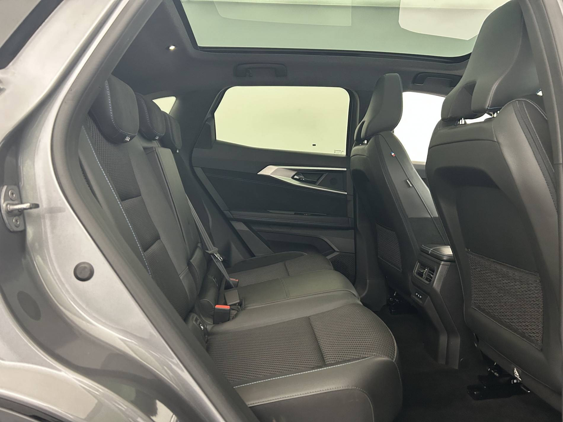 Vente en ligne Renault Austral  E-Tech full hybrid 200 GSR2 au prix de 35 590 €