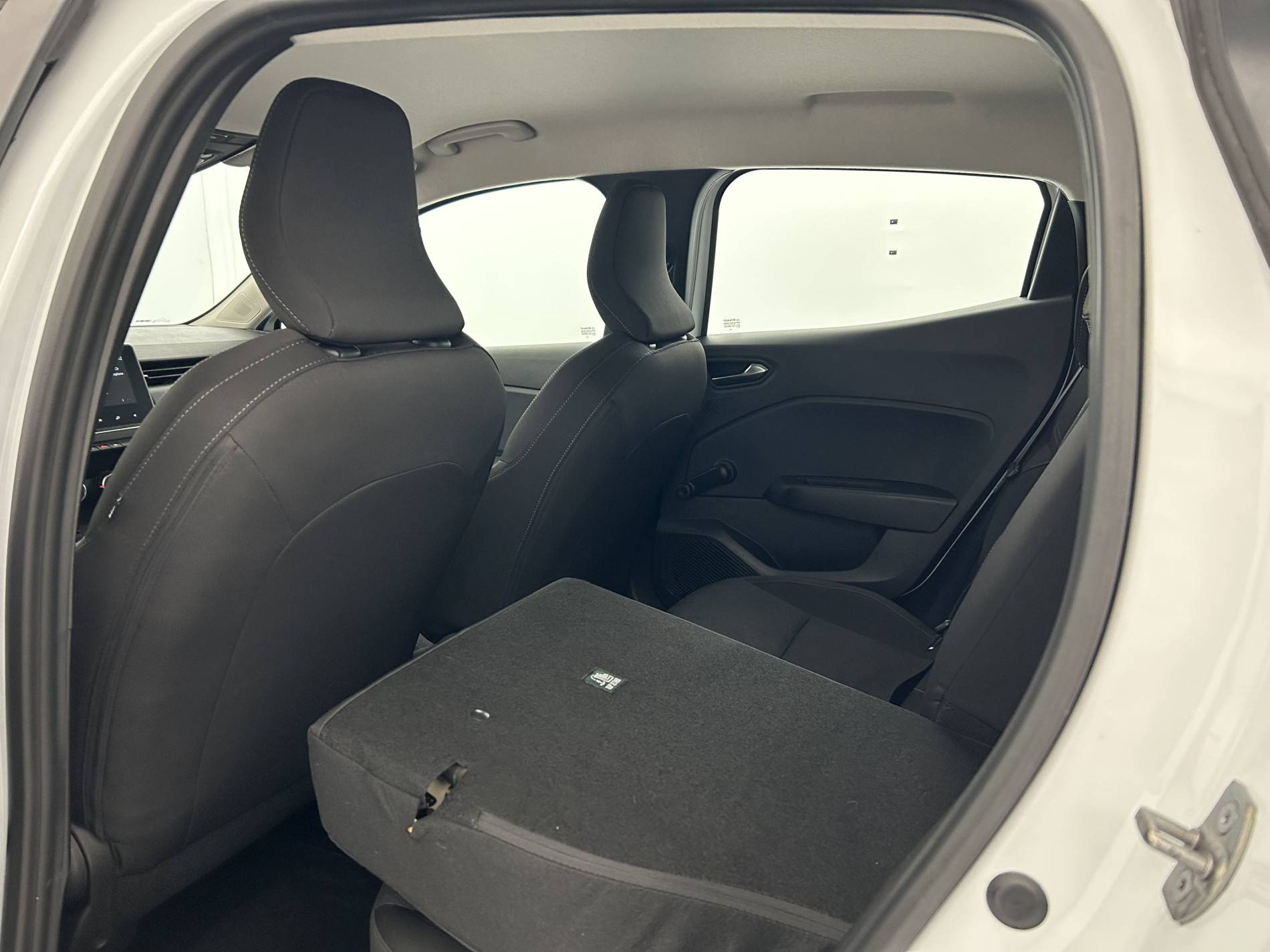 Vente en ligne Renault Clio 5 Clio TCe 90 au prix de 13 790 €