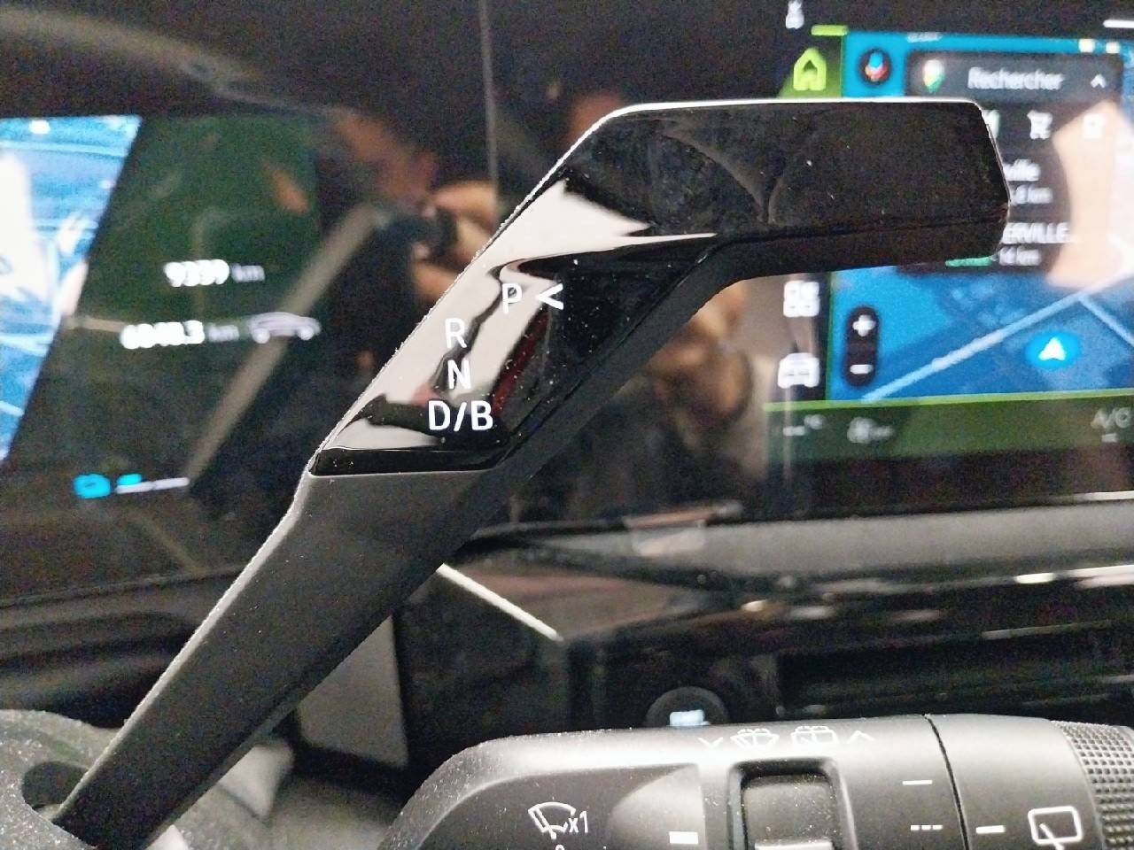 Vente en ligne Renault Clio 6 Clio E-Tech full hybrid 160 ch au prix de 30 800 €