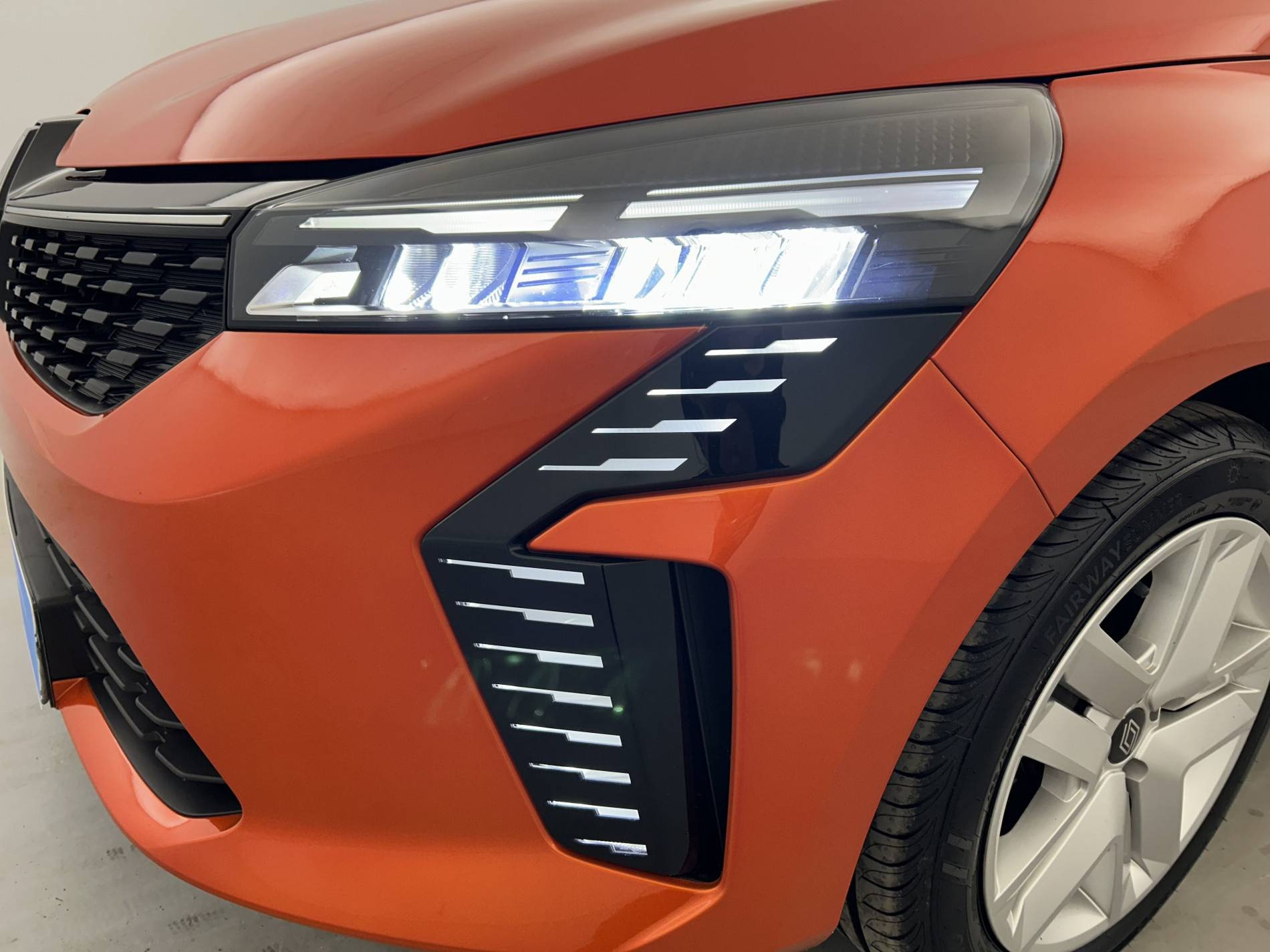 Vente en ligne Renault Clio 5 Clio E-Tech full hybrid 145 ch GSR2 au prix de 19 990 €