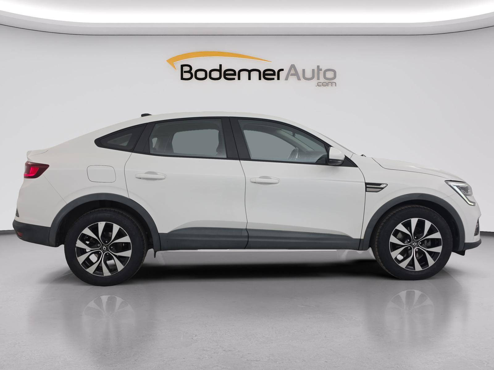 Vente en ligne Renault Arkana  E-Tech 145 au prix de 18 490 €