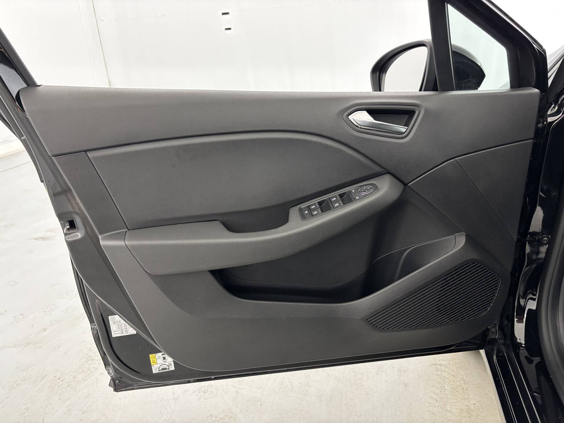 Vente en ligne Renault Clio 5 Clio Blue dCi 100 ch GSR2 au prix de 18 790 €