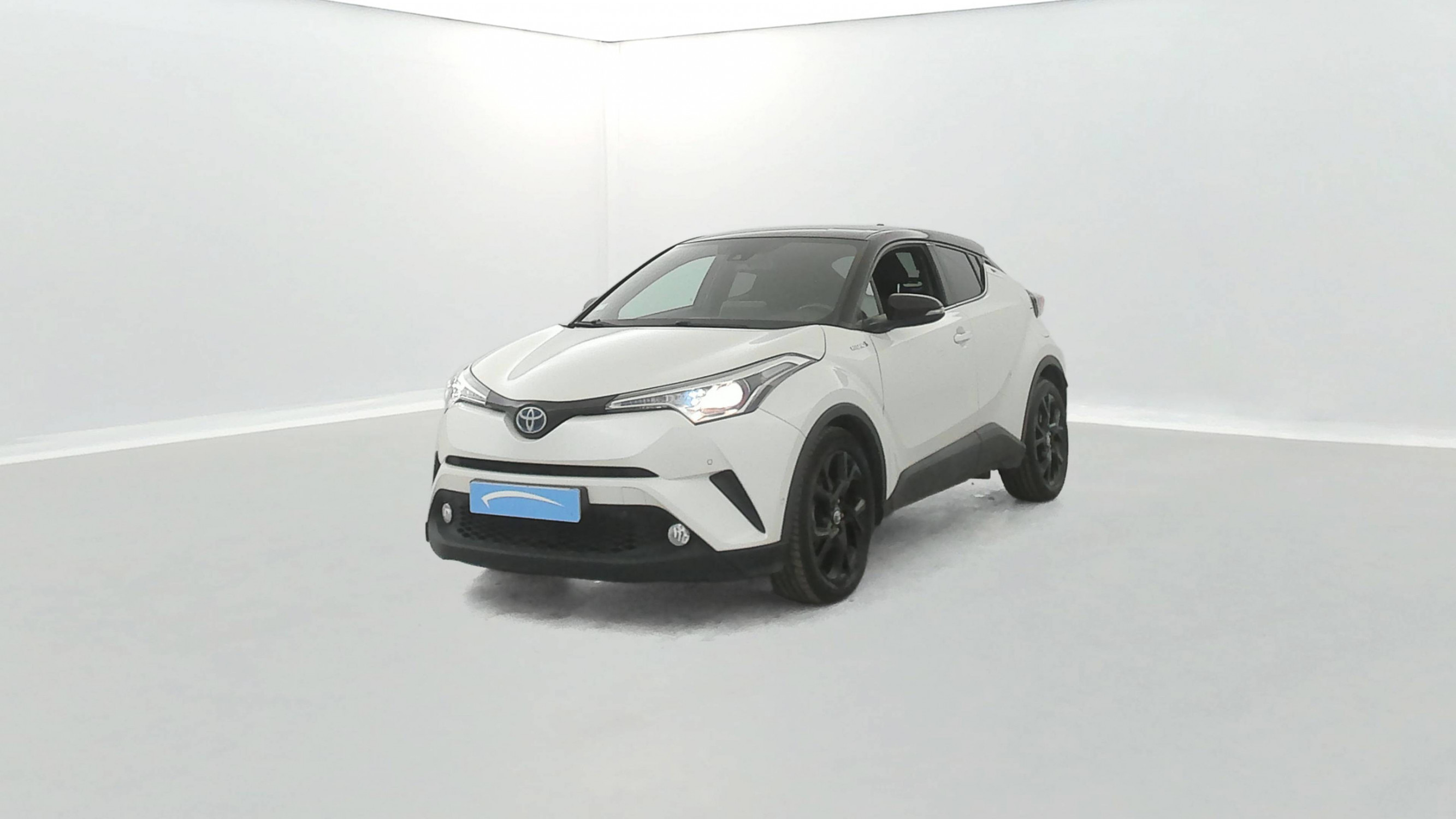 Toyota C-HR C-HR Pro Hybride 122h occasion de 2019 en vente à Châteaulin