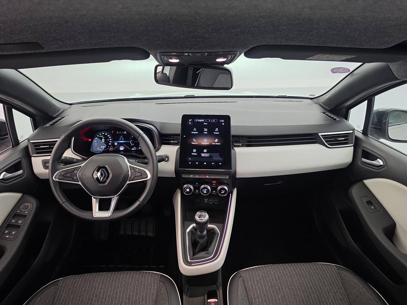 Vente en ligne Renault Clio 5 Clio TCe 90 au prix de 15 900 €