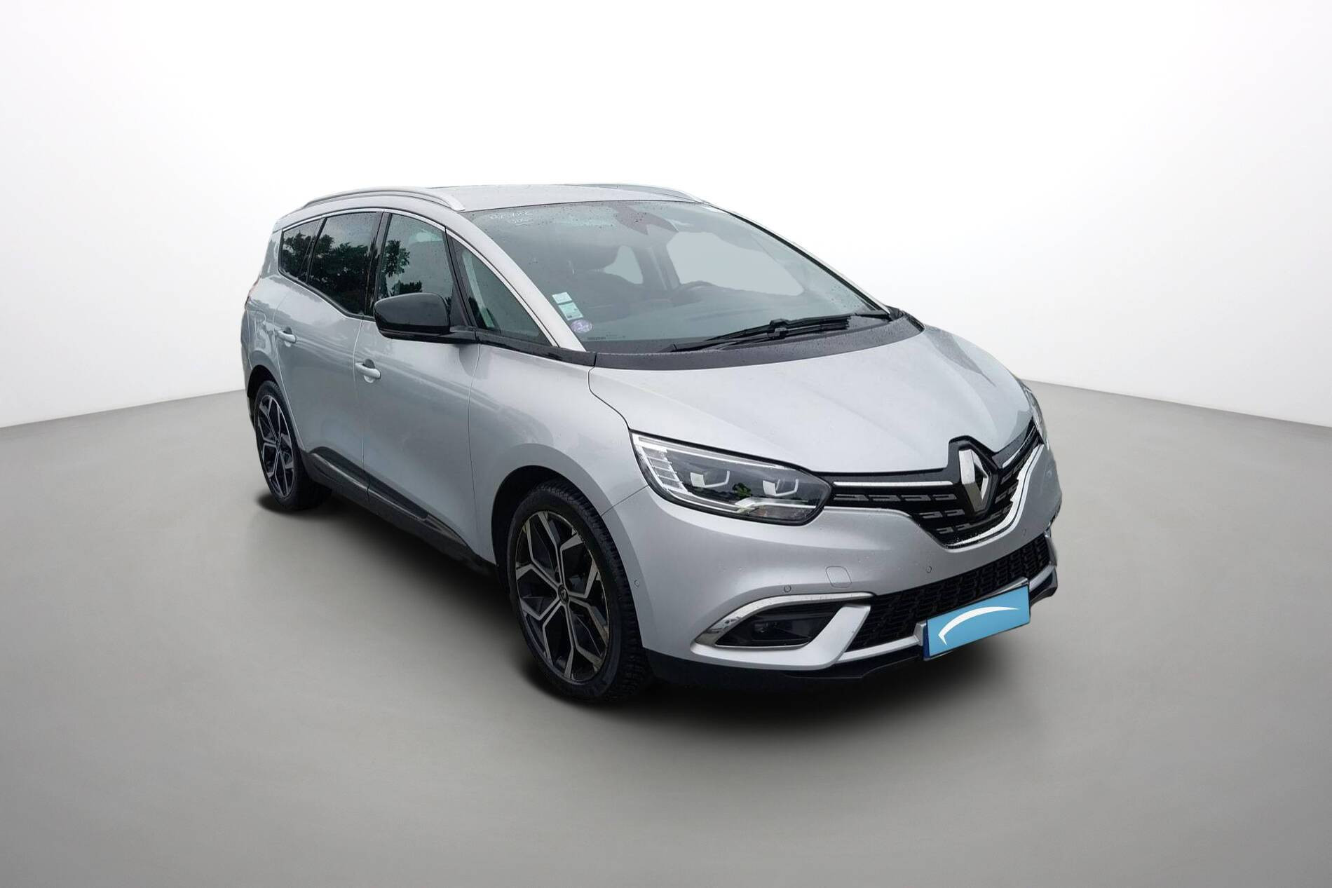 Vente en ligne Renault Grand Scenic 4 Grand Scenic TCe 140 EDC au prix de 21 890 €