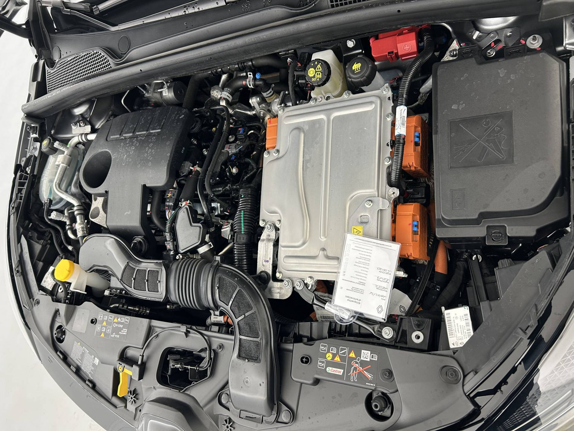 Vente en ligne Renault Clio 5 Clio E-Tech full hybrid 145 ch GSR2 au prix de 19 990 €