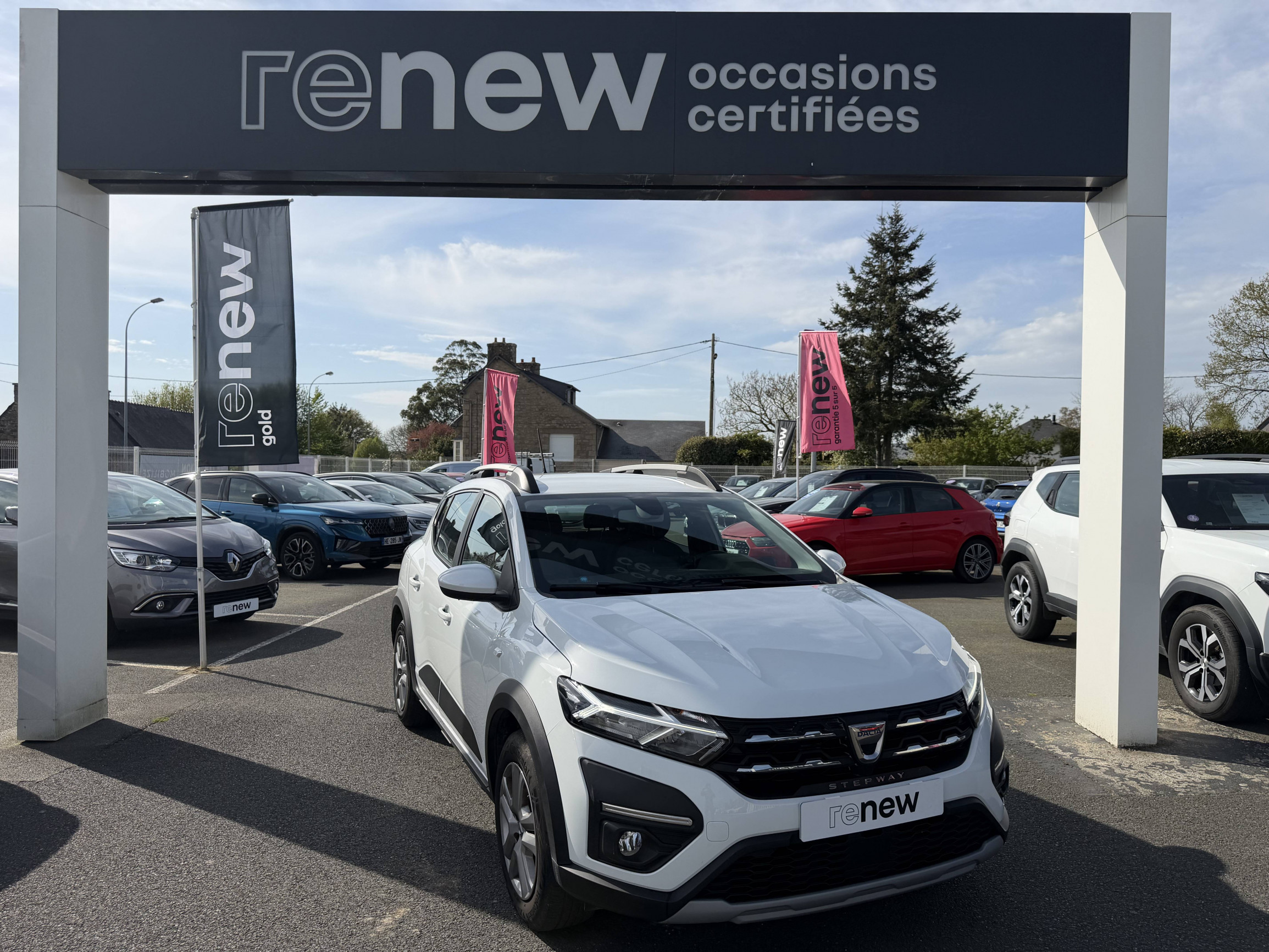 Dacia Sandero  TCe 90 - 22 occasion de 2022 en vente à Lannion
