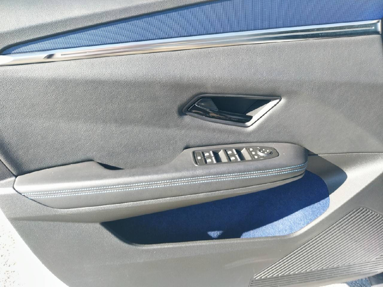 Vente en ligne Renault Scenic E-Tech  220 ch grande autonomie au prix de 38 490 €