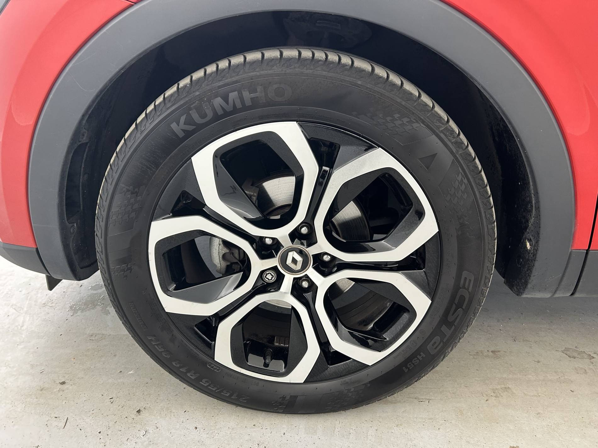 Vente en ligne Renault Arkana  TCe 140 EDC FAP - 21B au prix de 18 990 €