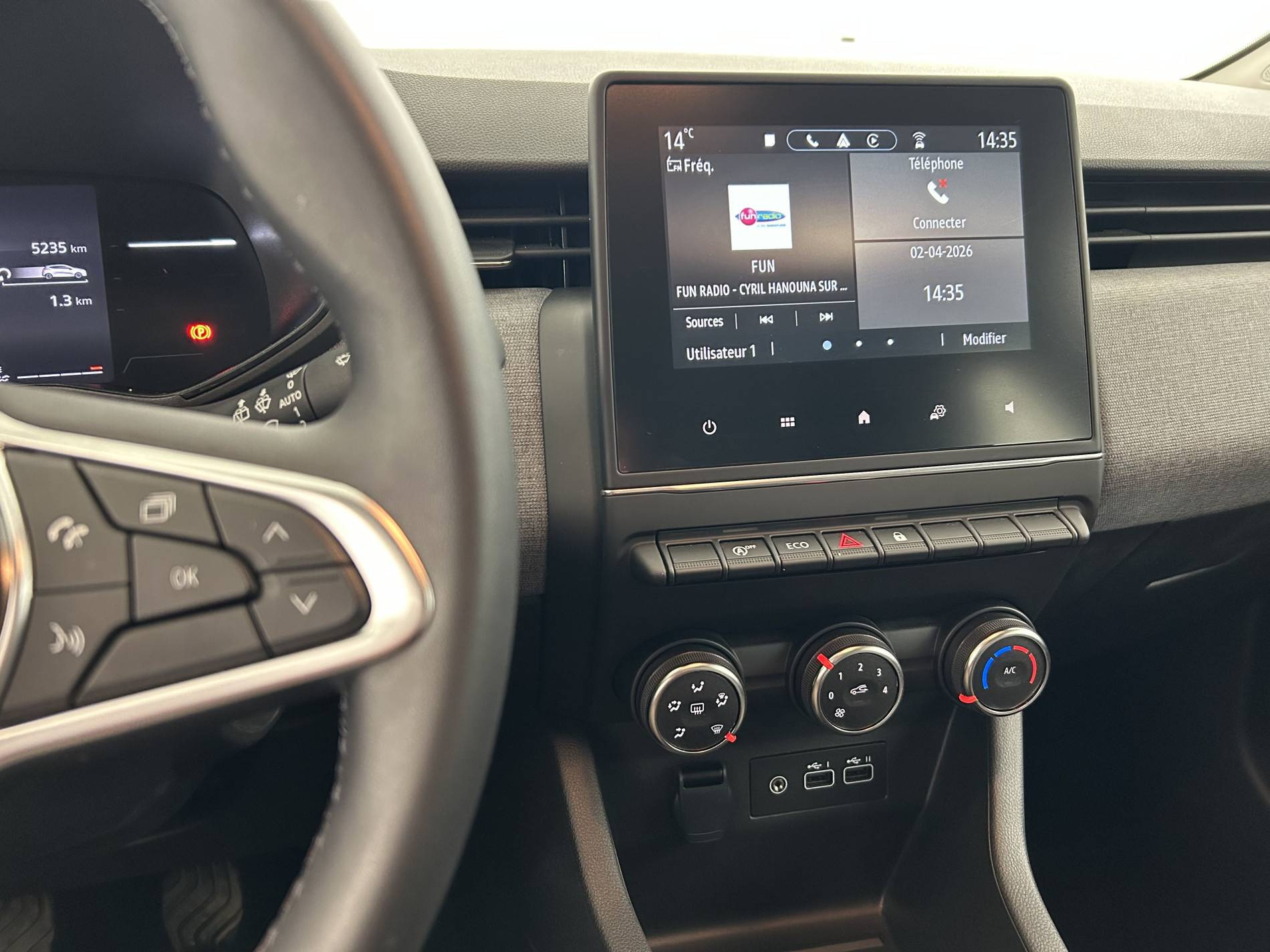 Vente en ligne Renault Clio 5 Clio TCe 90 au prix de 15 990 €