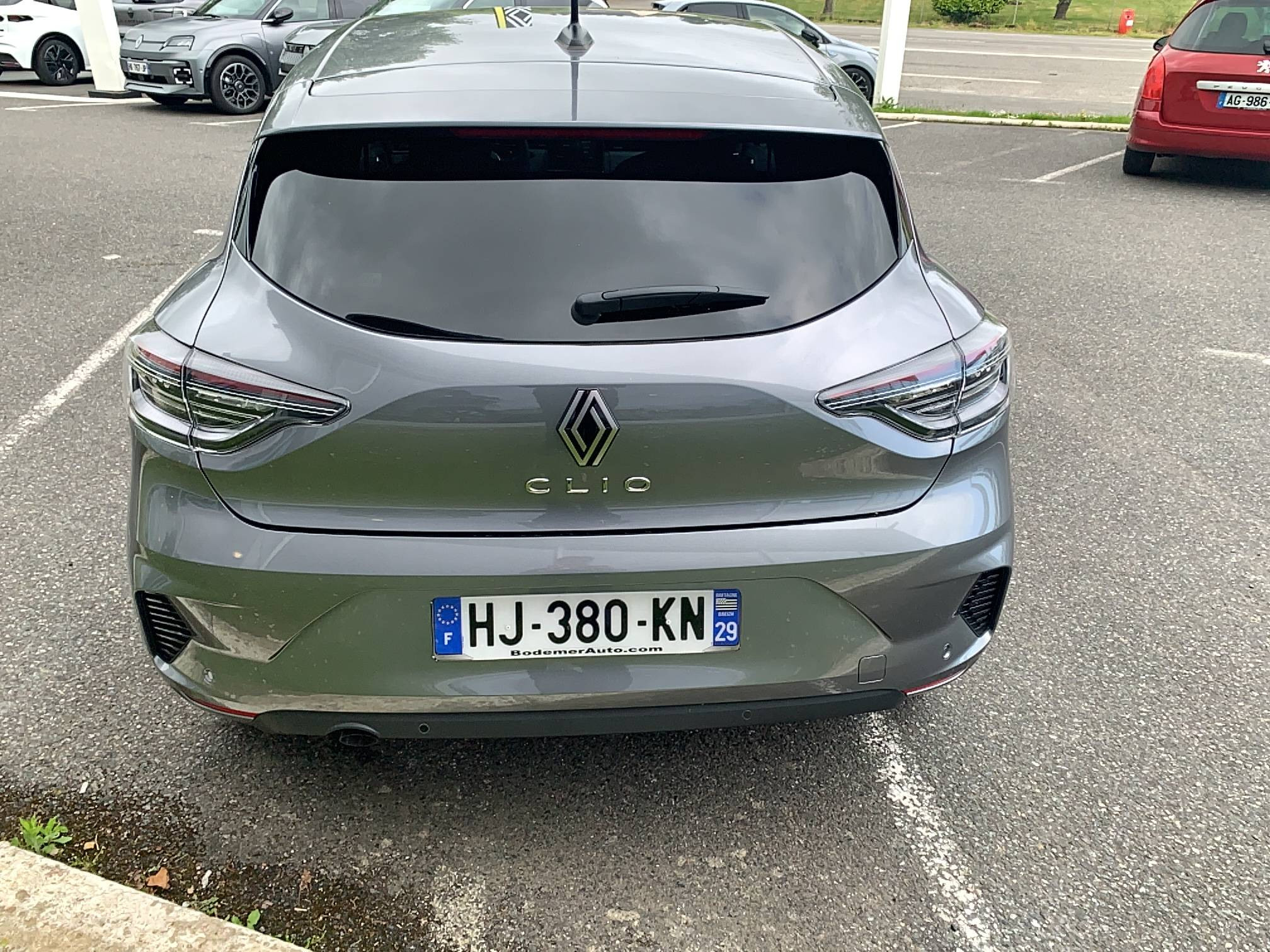 Vente en ligne Renault Clio 5 Clio TCe 90 ch au prix de 18 390 €