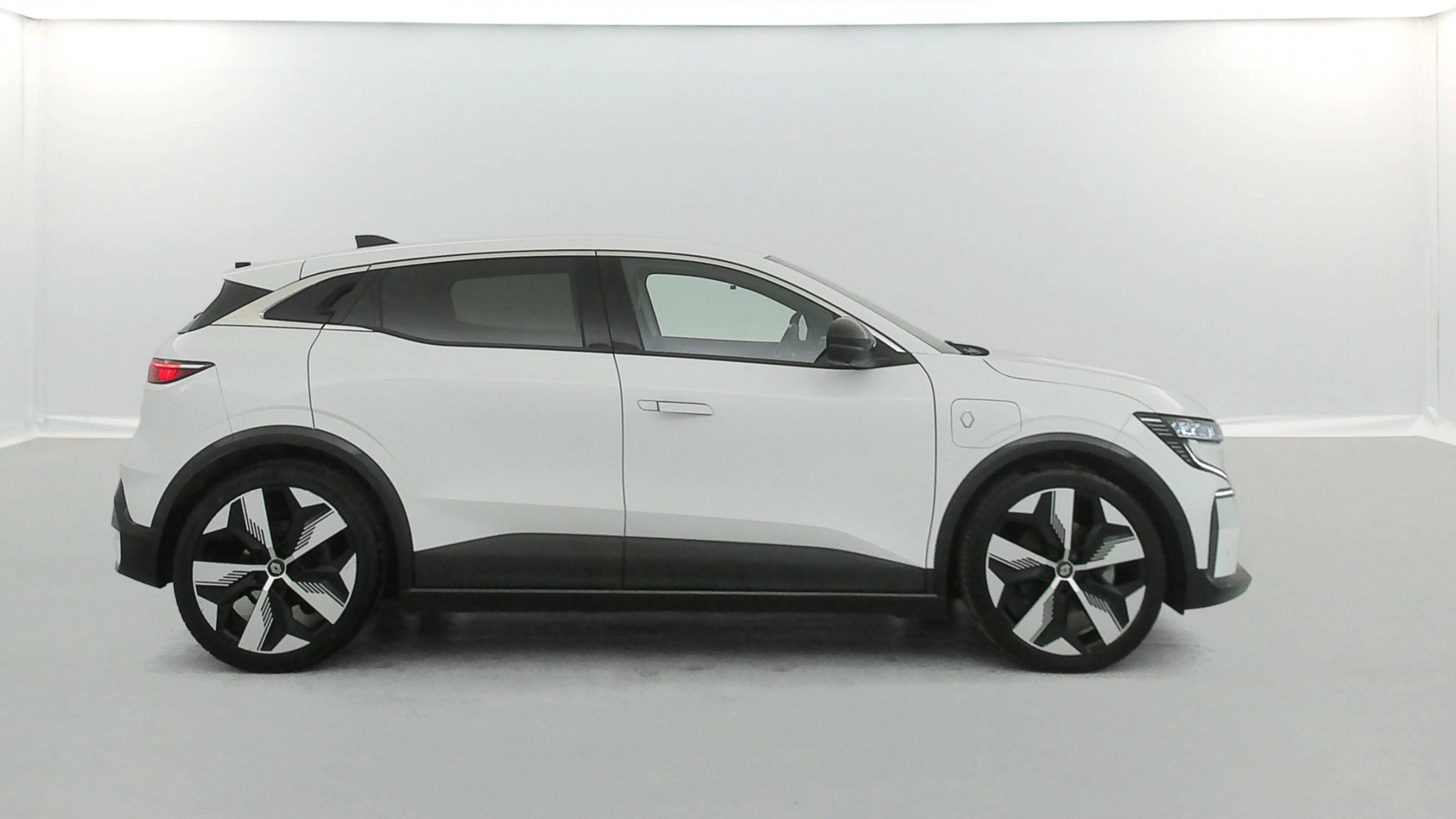 Vente en ligne Renault Megane E-Tech  EV60 220 ch optimum charge au prix de 24 990 €