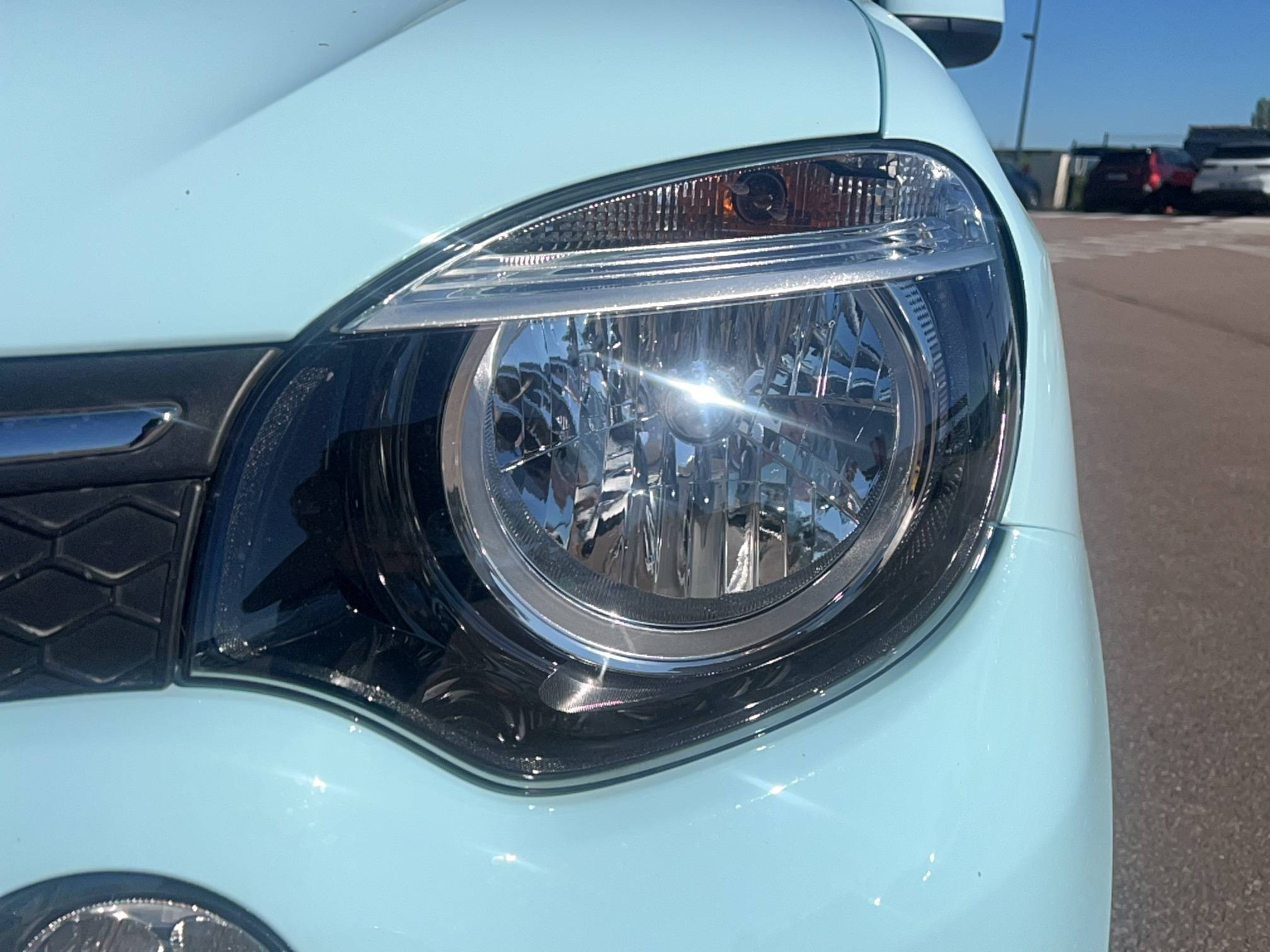 Vente en ligne Renault Twingo 3  1.0 SCe 70 au prix de 12 991 €