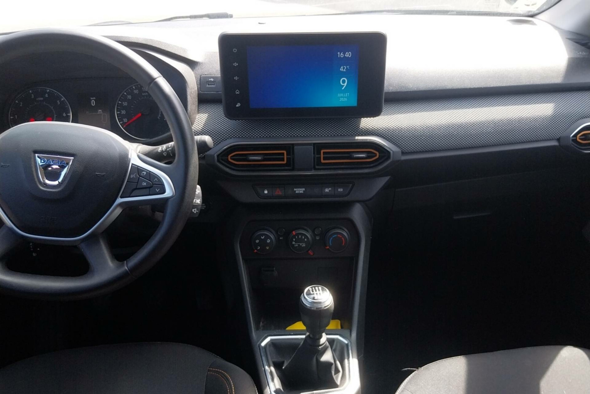 Vente en ligne Dacia Sandero  ECO-G 100 - 22 au prix de 13 290 €