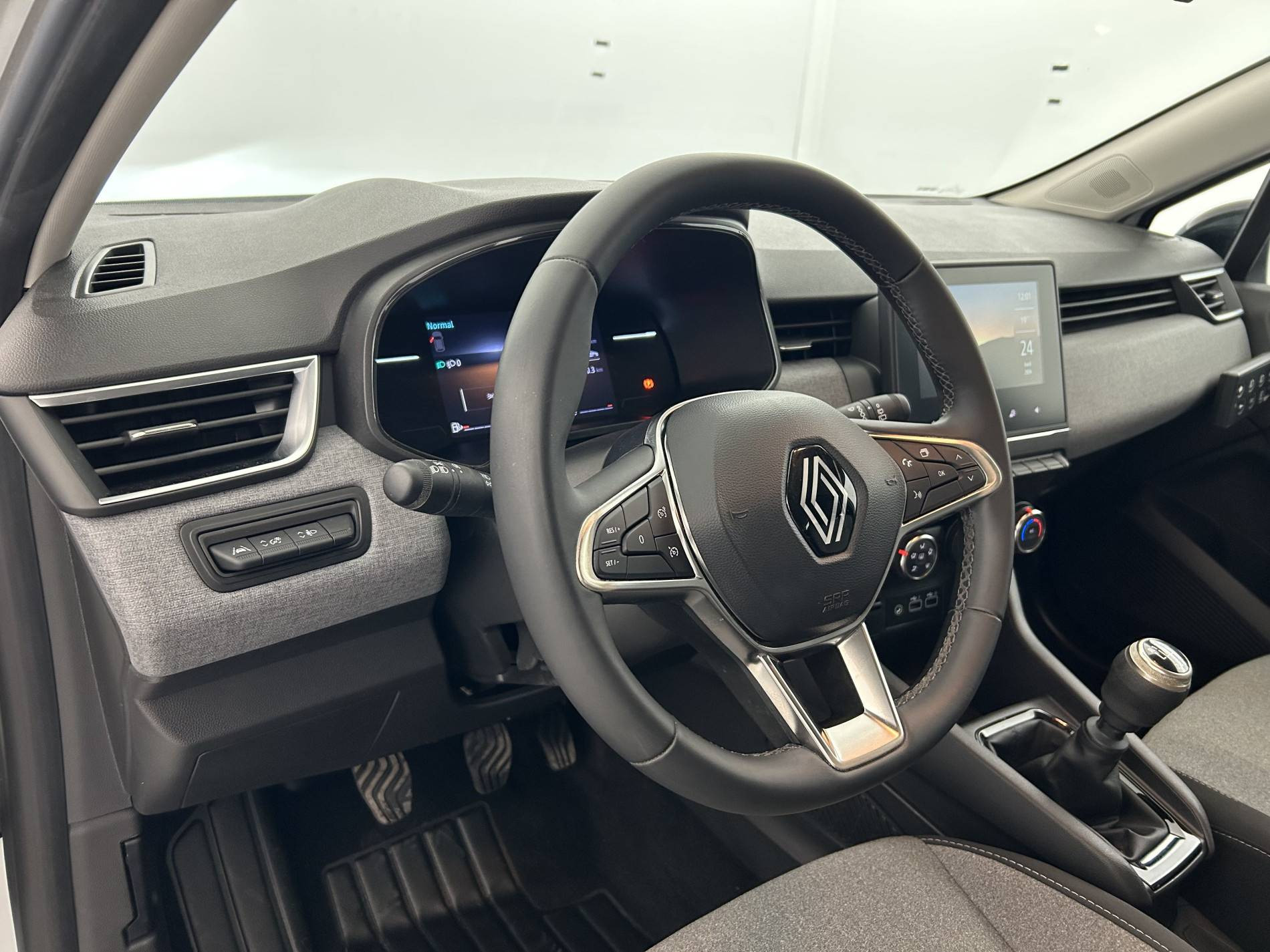 Vente en ligne Renault Clio 5 Clio Blue dCi 100 au prix de 14 990 €