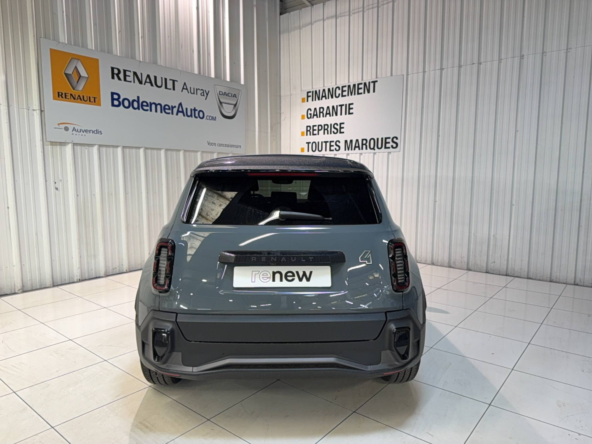 Vente en ligne Renault R4 E-Tech  150 ch autonomie confort au prix de 40 390 €