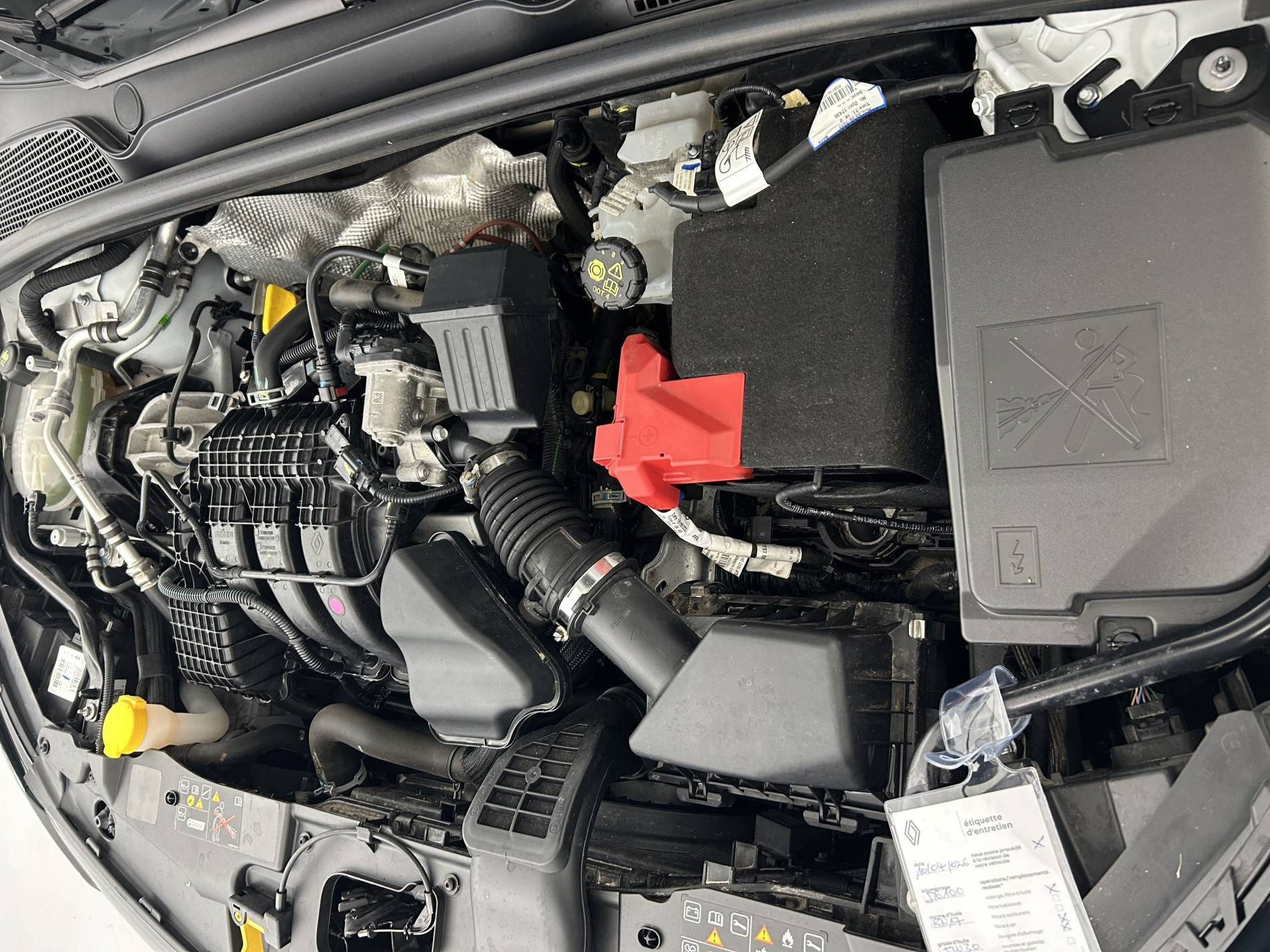 Vente en ligne Renault Clio 5 Clio SCe 65 - 21N au prix de 12 390 €