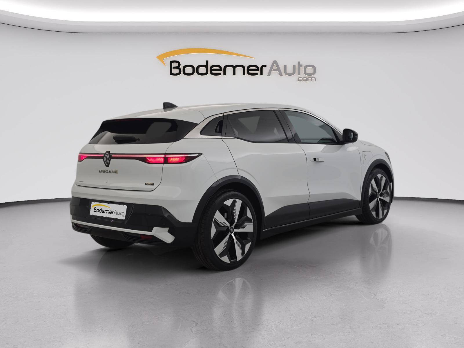 Vente en ligne Renault Megane E-Tech  EV60 220 ch super charge au prix de 27 990 €
