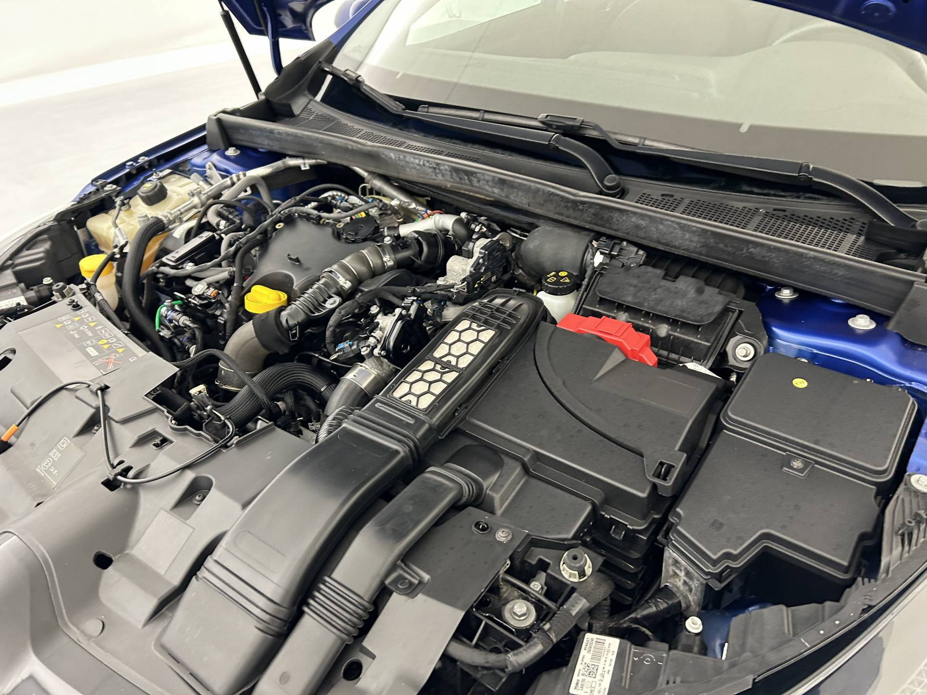 Vente en ligne Renault Megane 4  Blue dCi 115 au prix de 16 490 €