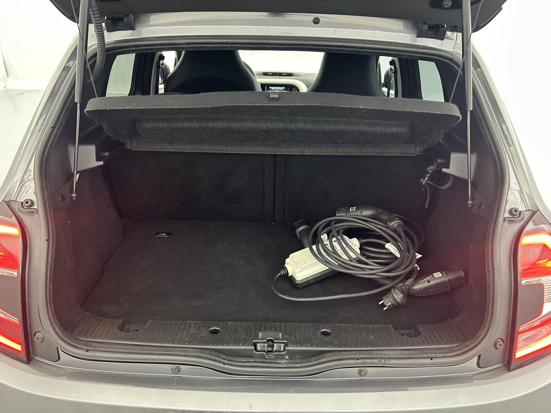 Vente en ligne Renault Twingo Electrique Twingo III E-Tech au prix de 11 990 €