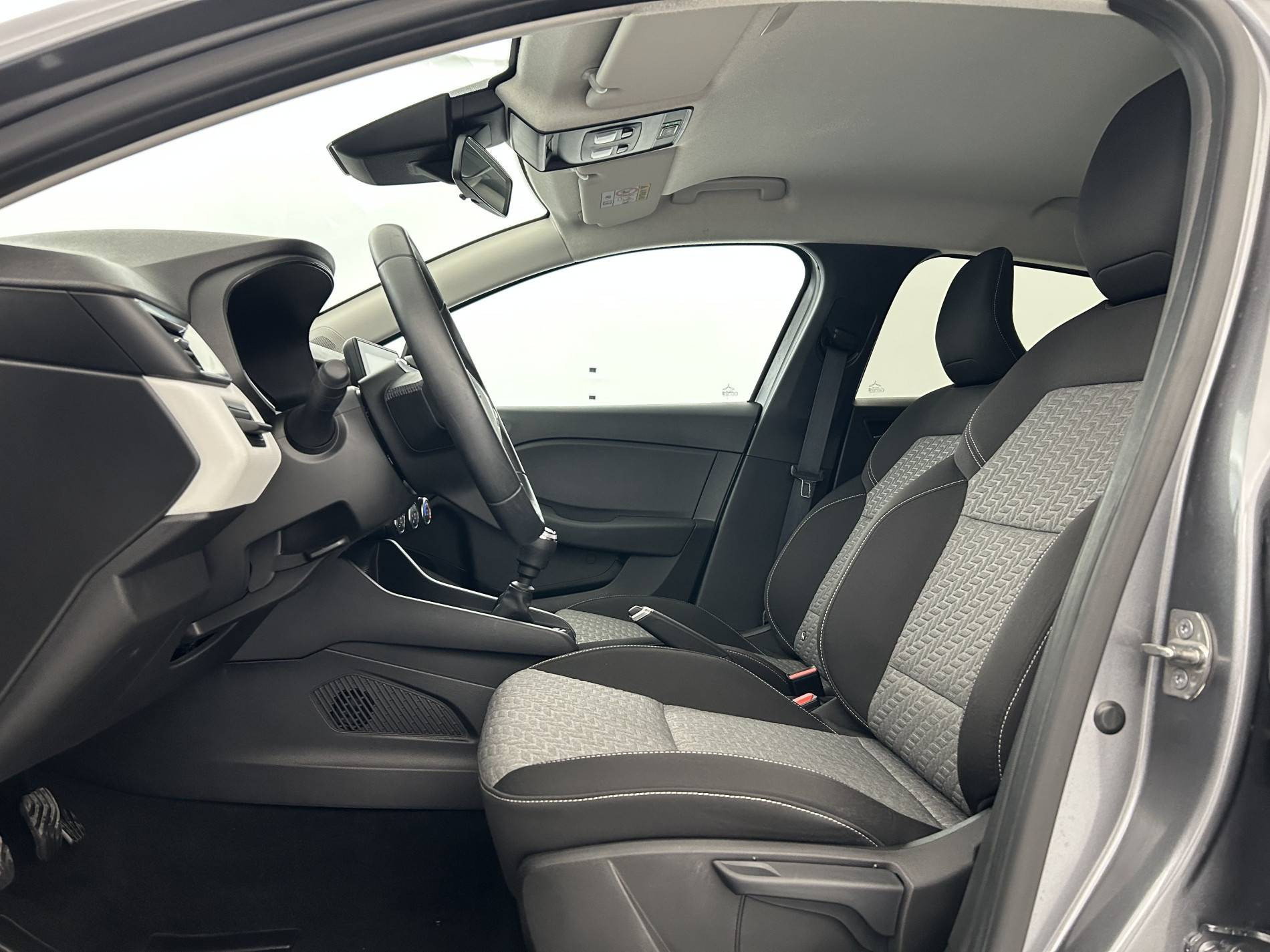 Vente en ligne Renault Clio 5 Clio TCe 90 au prix de 13 790 €