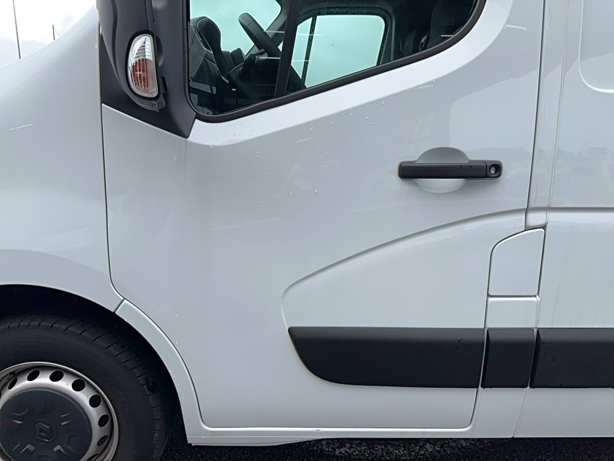 Vente en ligne Renault Master E-Tech MASTER ELECTRIQUE FGN L2H2 F3500 EV52 au prix de 26 900 €