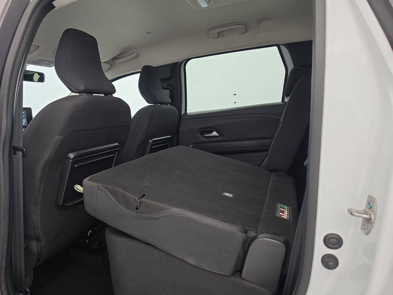 Vente en ligne Dacia Jogger  ECO-G 100 7 places au prix de 18 200 €