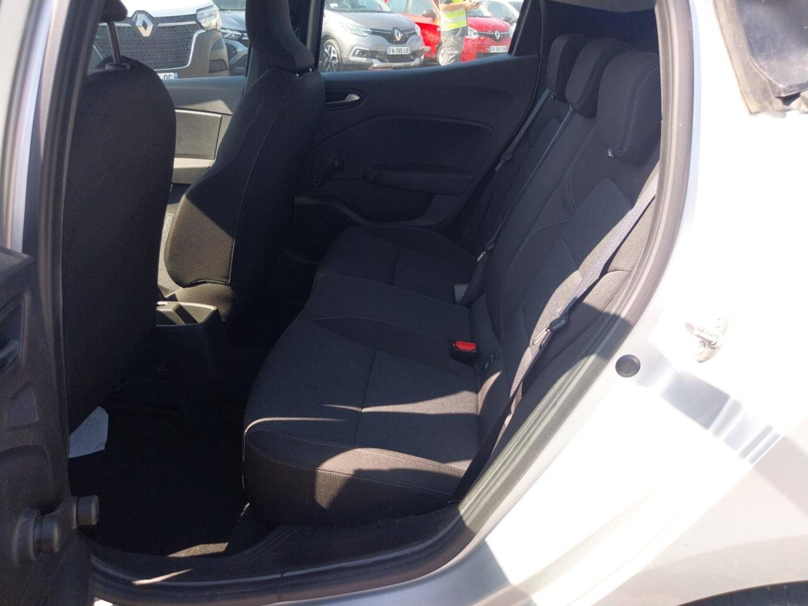 Vente en ligne Renault Clio 5 Clio TCe 90 au prix de 13 490 €