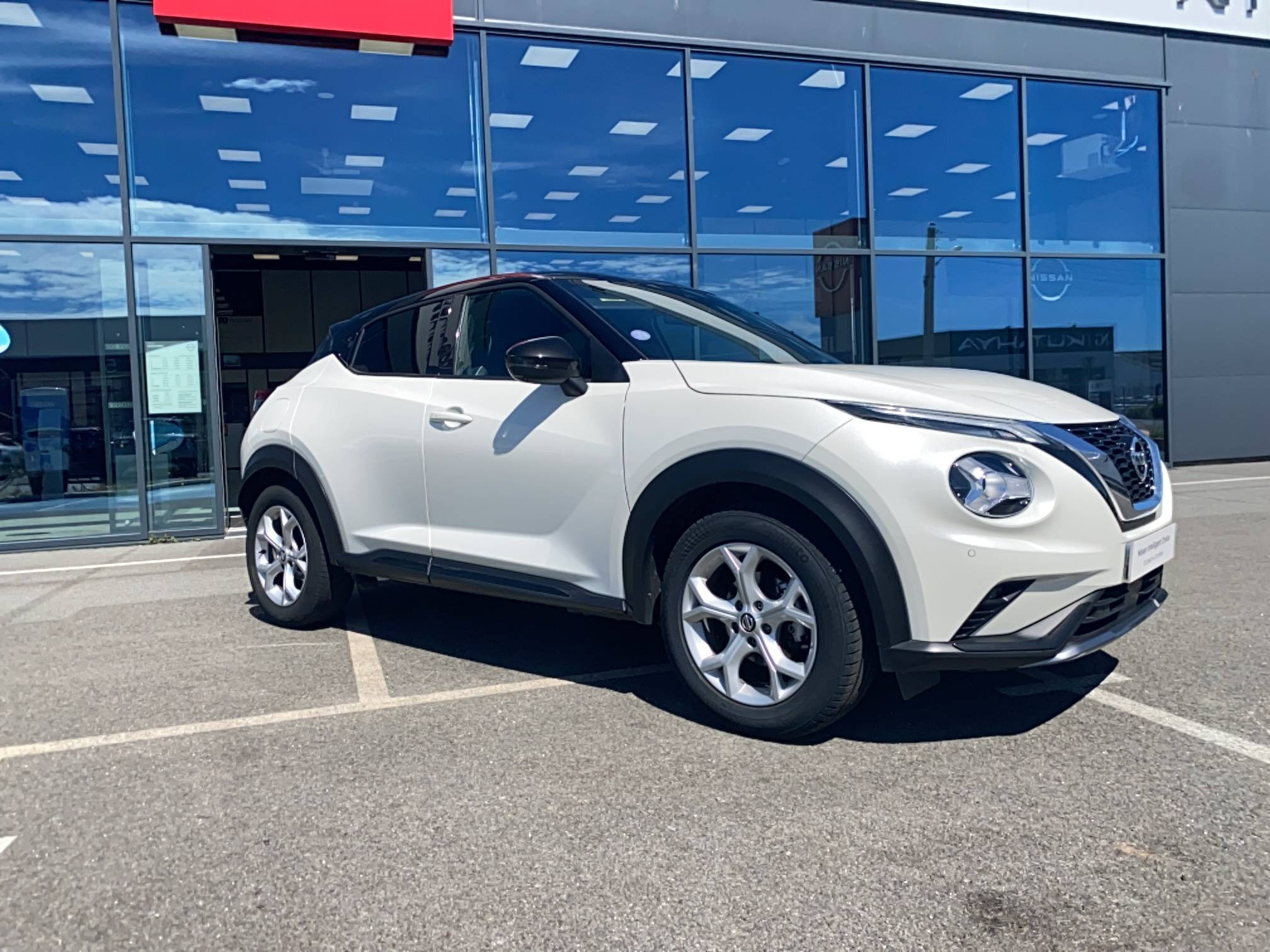 Vente en ligne Nissan Juke Juke DIG-T 114 au prix de 16 990 €