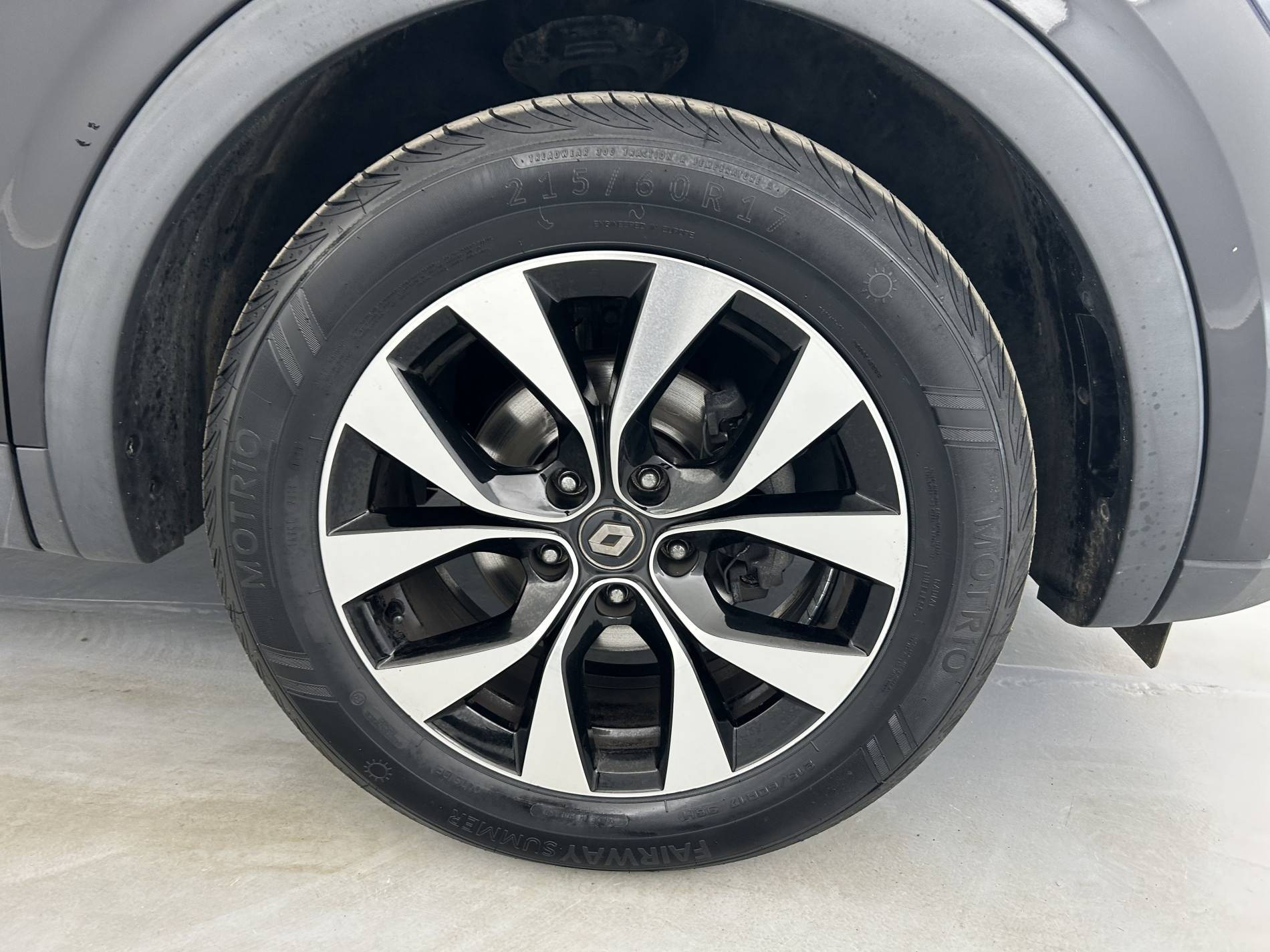 Vente en ligne Renault Arkana  mild hybrid 140 EDC FAP - 22 au prix de 18 790 €