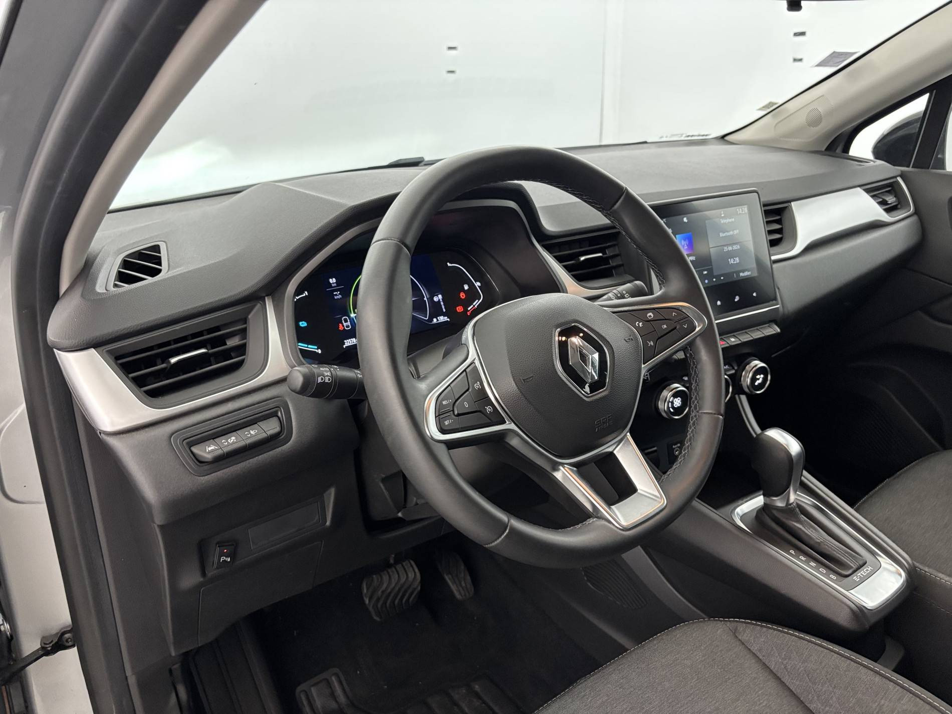 Vente en ligne Renault Captur  E-Tech 145 - 21 au prix de 18 390 €