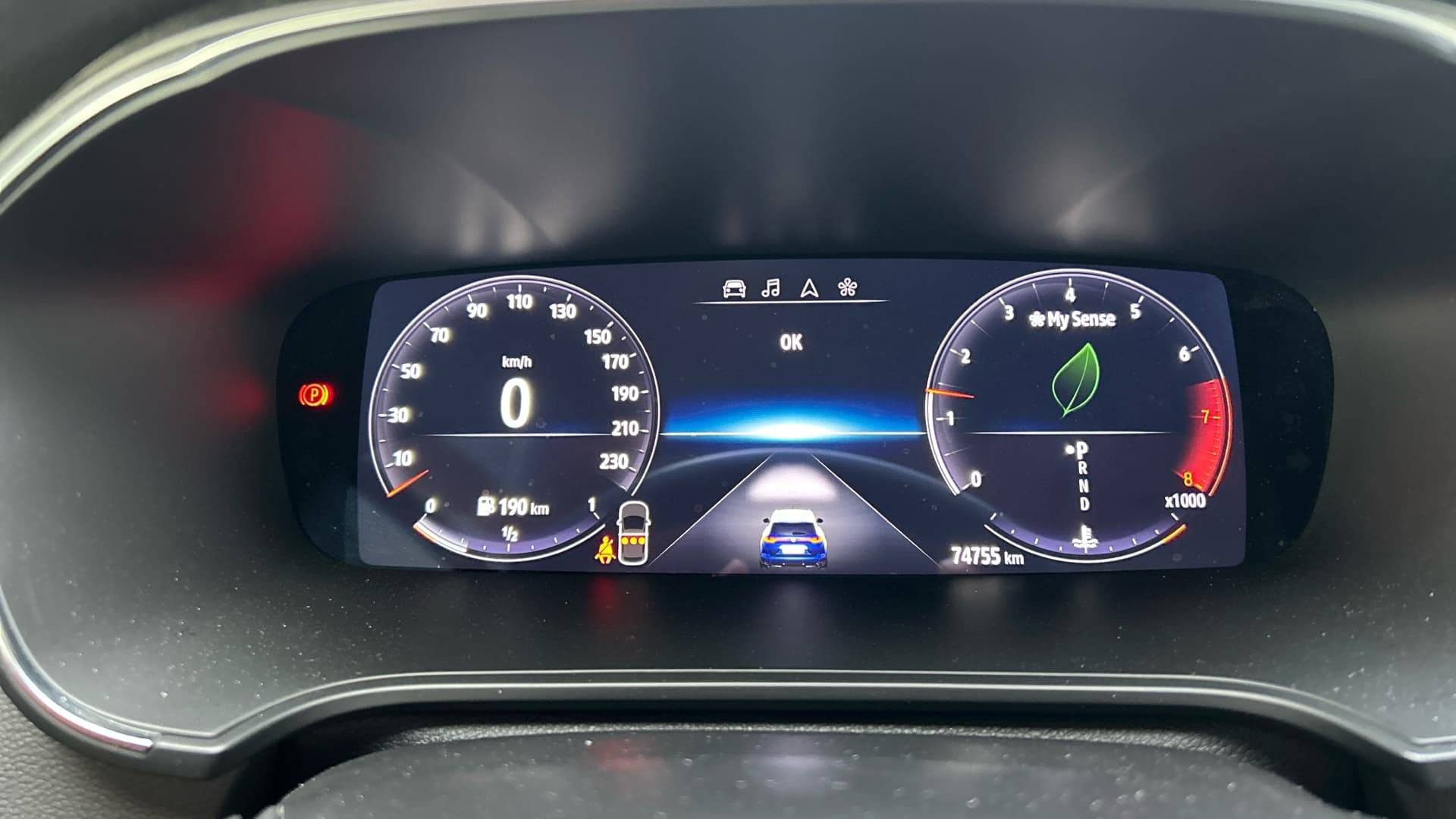 Vente en ligne Renault Megane 4 Estate  TCe 140 EDC au prix de 18 490 €