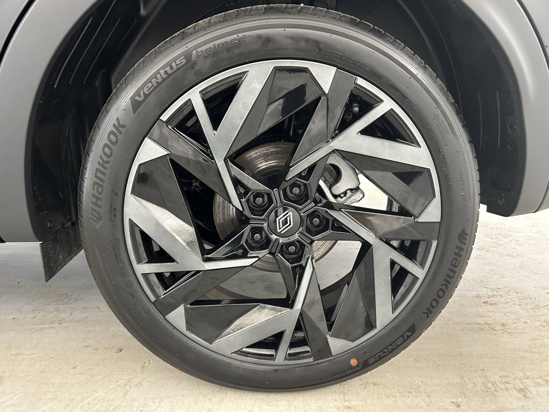 Vente en ligne Renault Arkana  E-Tech full hybrid 145 GSR2 au prix de 29 990 €