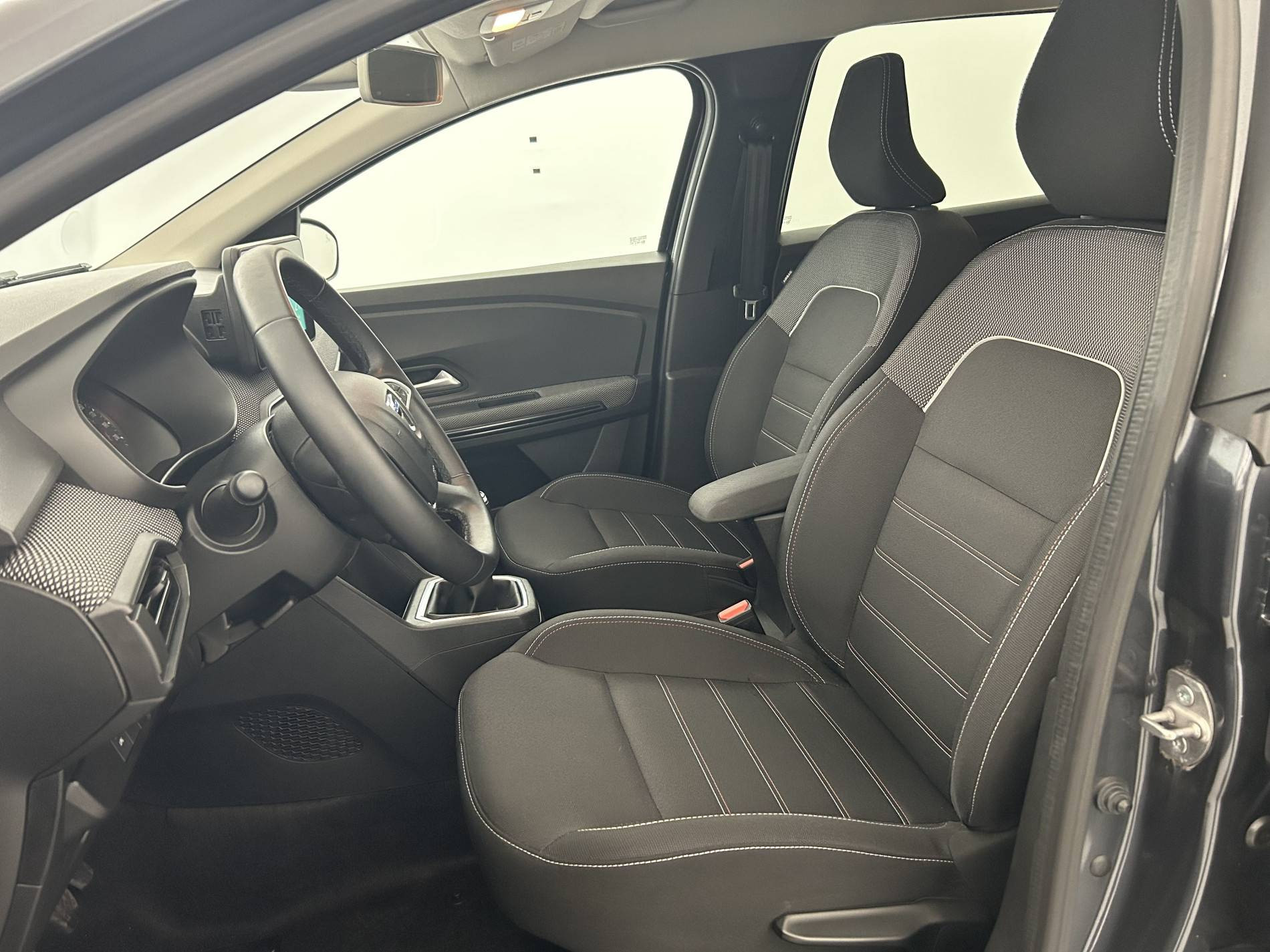 Vente en ligne Dacia Jogger  ECO-G 100 7 places au prix de 17 990 €
